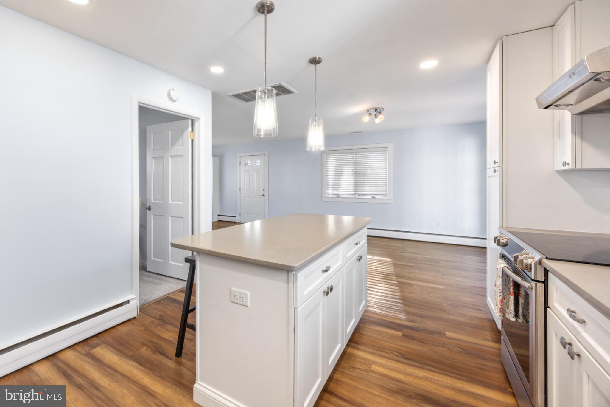 FRANKLIN KNOLL - Residential