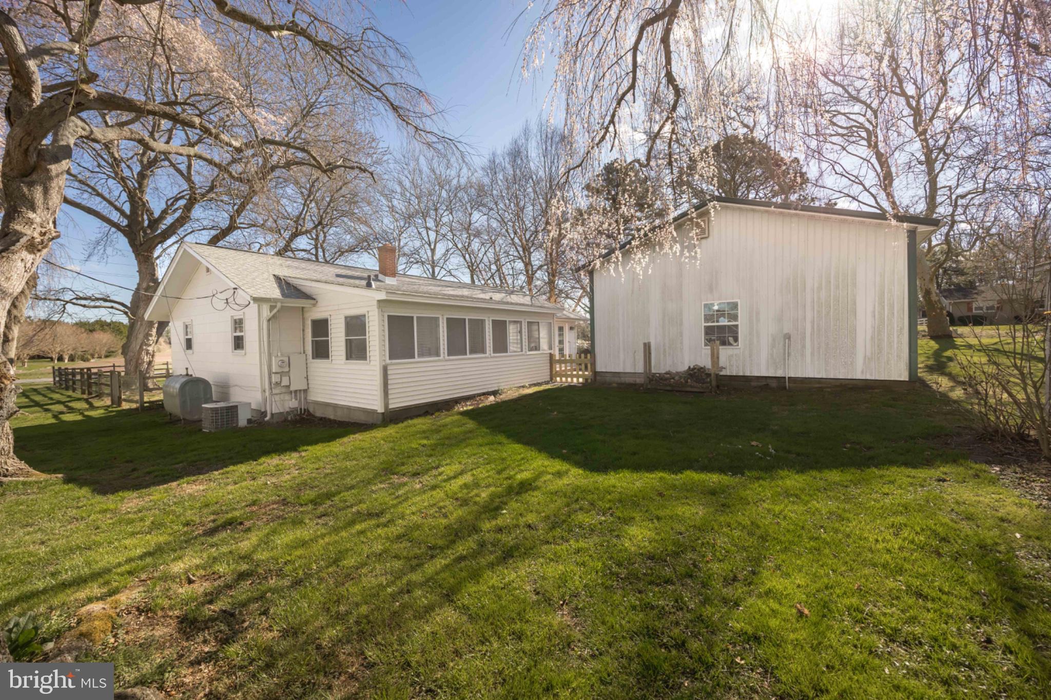 FRANKLIN KNOLL - Residential