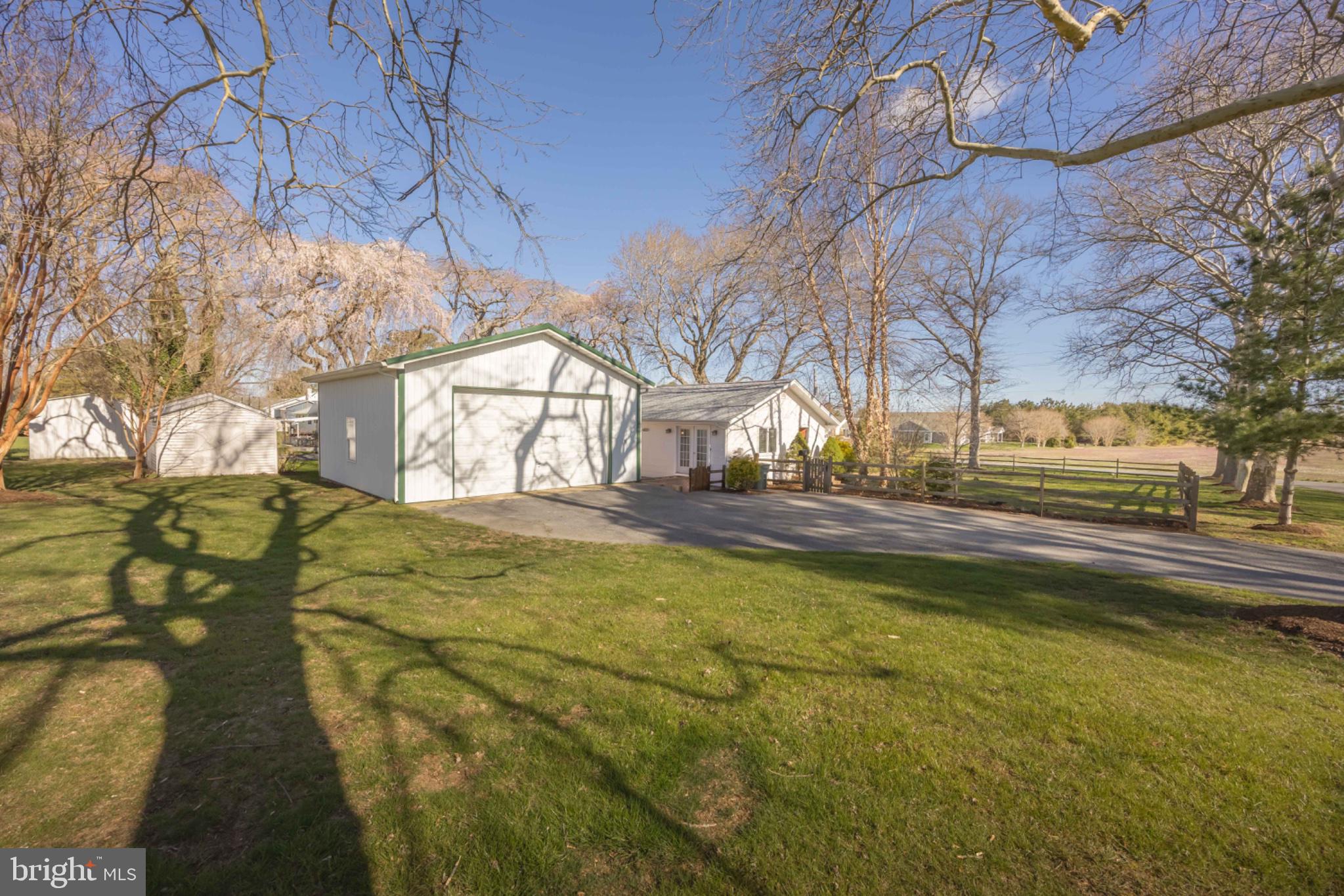 FRANKLIN KNOLL - Residential