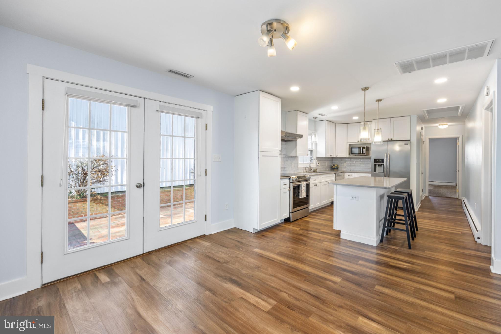 FRANKLIN KNOLL - Residential