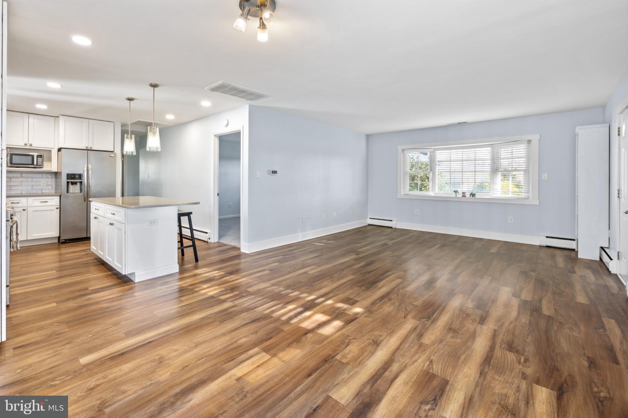 FRANKLIN KNOLL - Residential