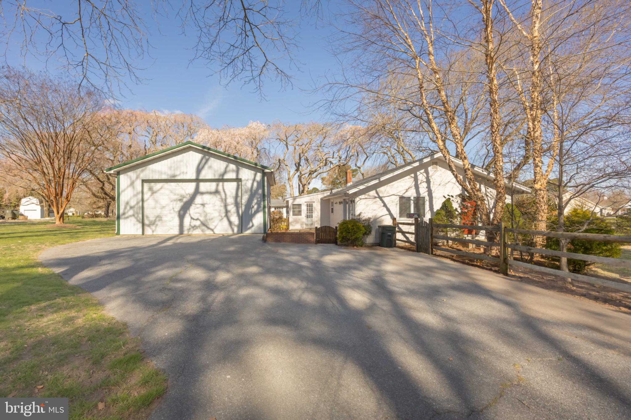 FRANKLIN KNOLL - Residential