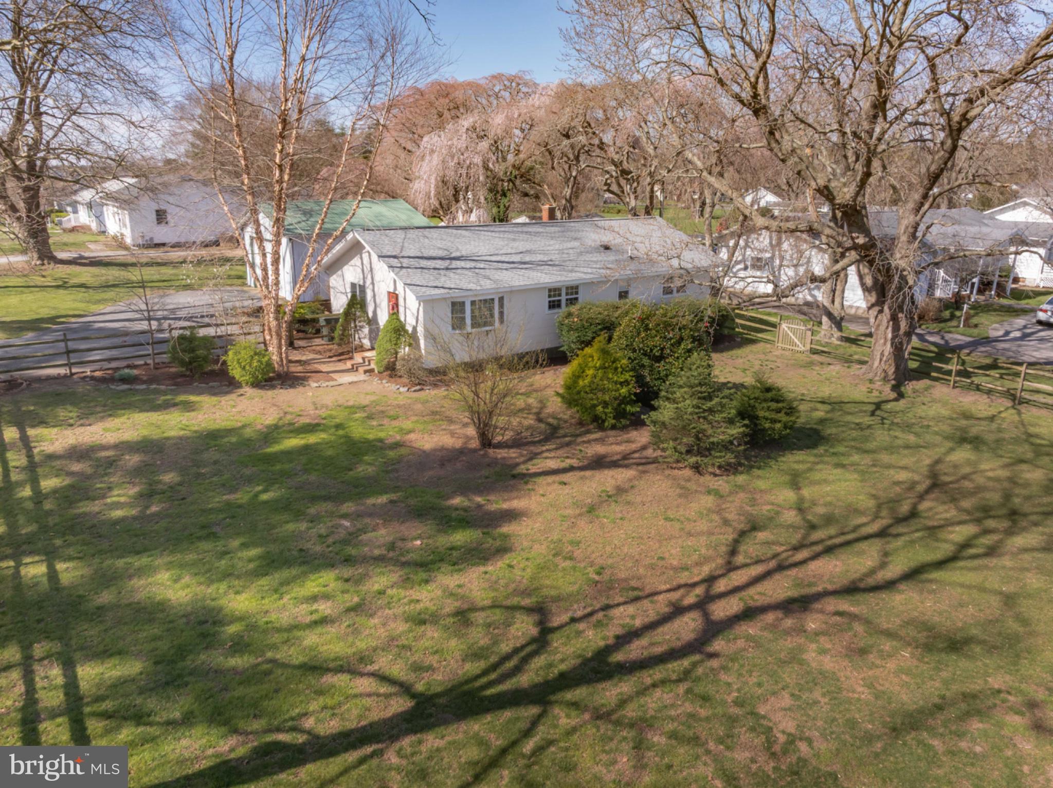 FRANKLIN KNOLL - Residential