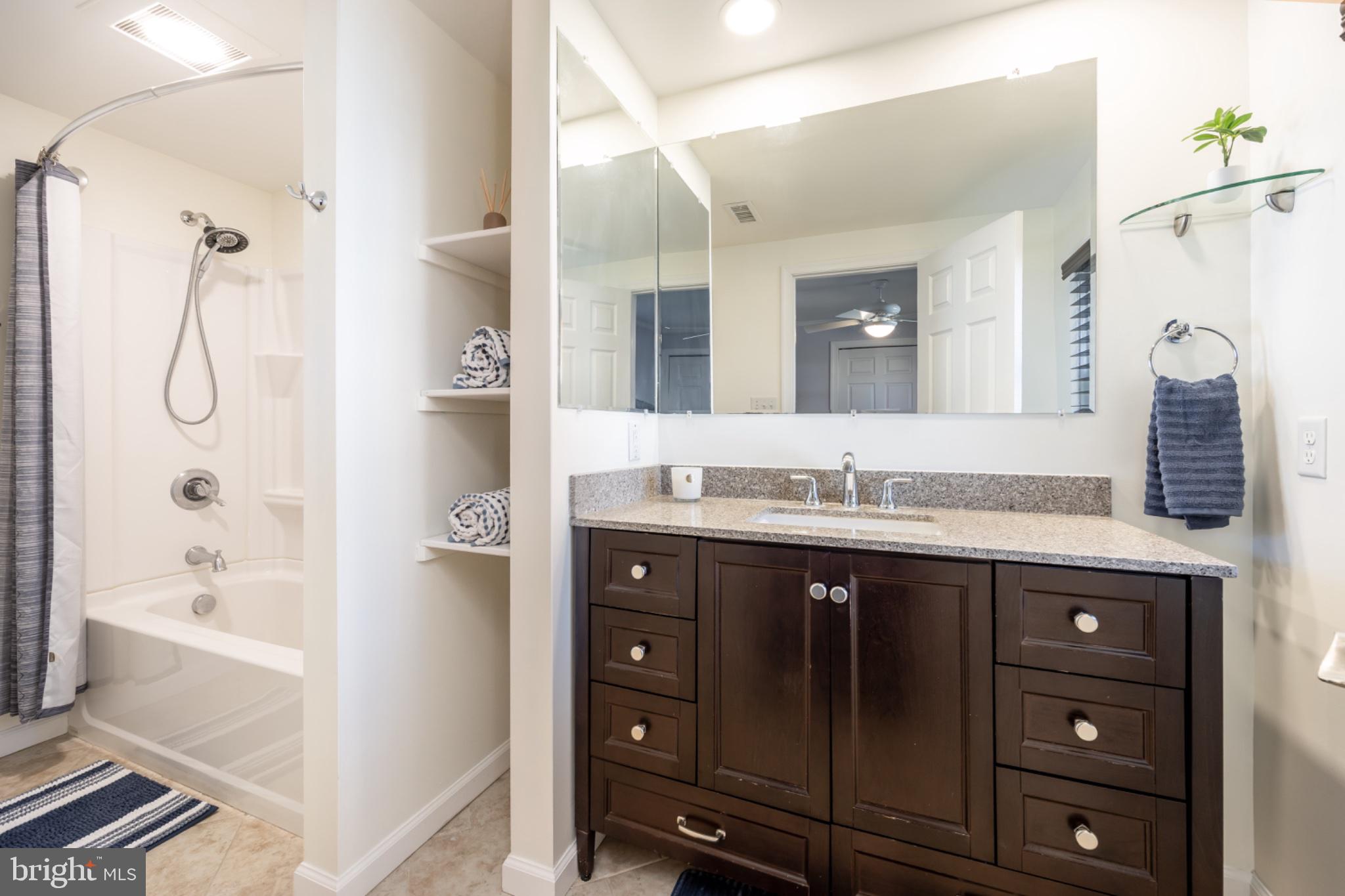 FRANKLIN KNOLL - Residential