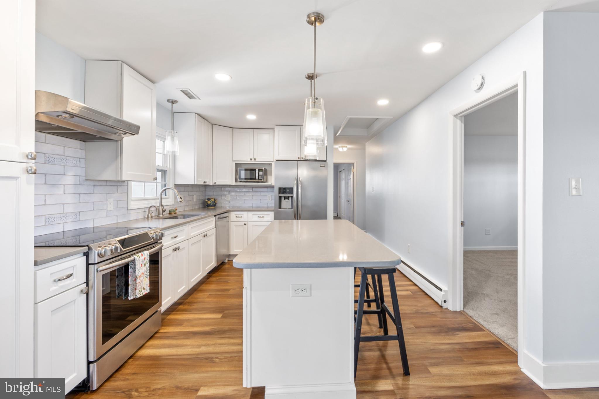 FRANKLIN KNOLL - Residential