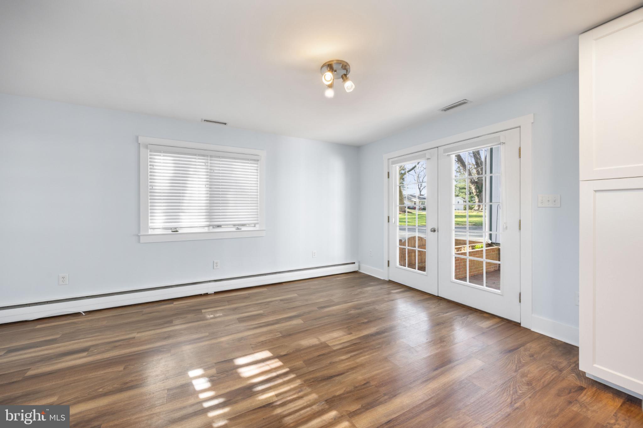 FRANKLIN KNOLL - Residential