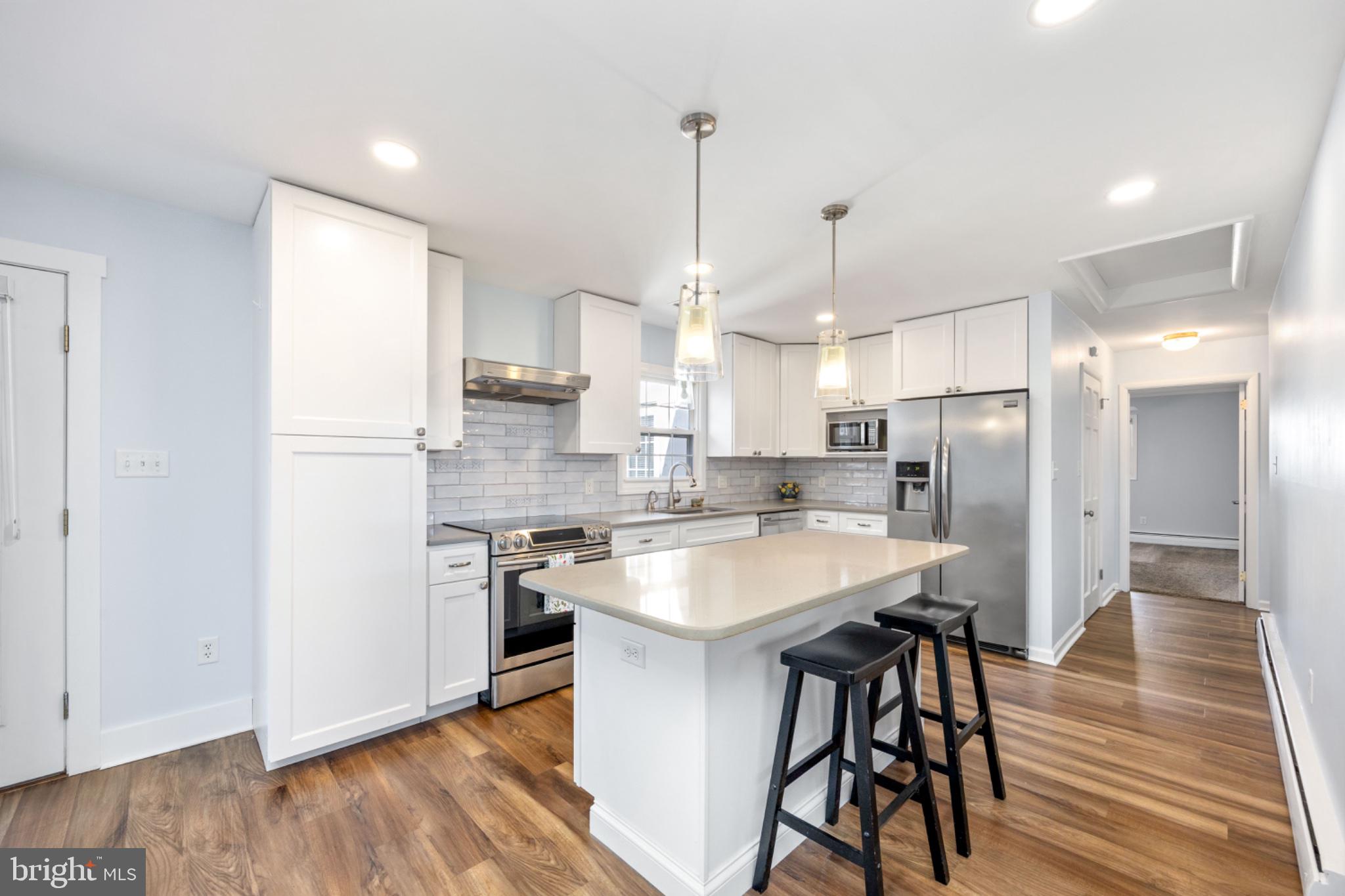 FRANKLIN KNOLL - Residential