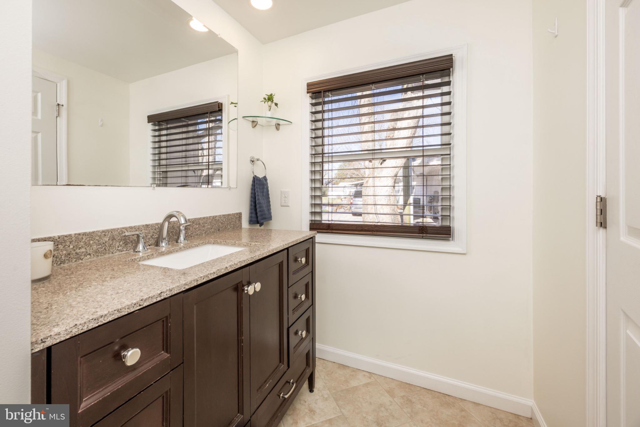 FRANKLIN KNOLL - Residential