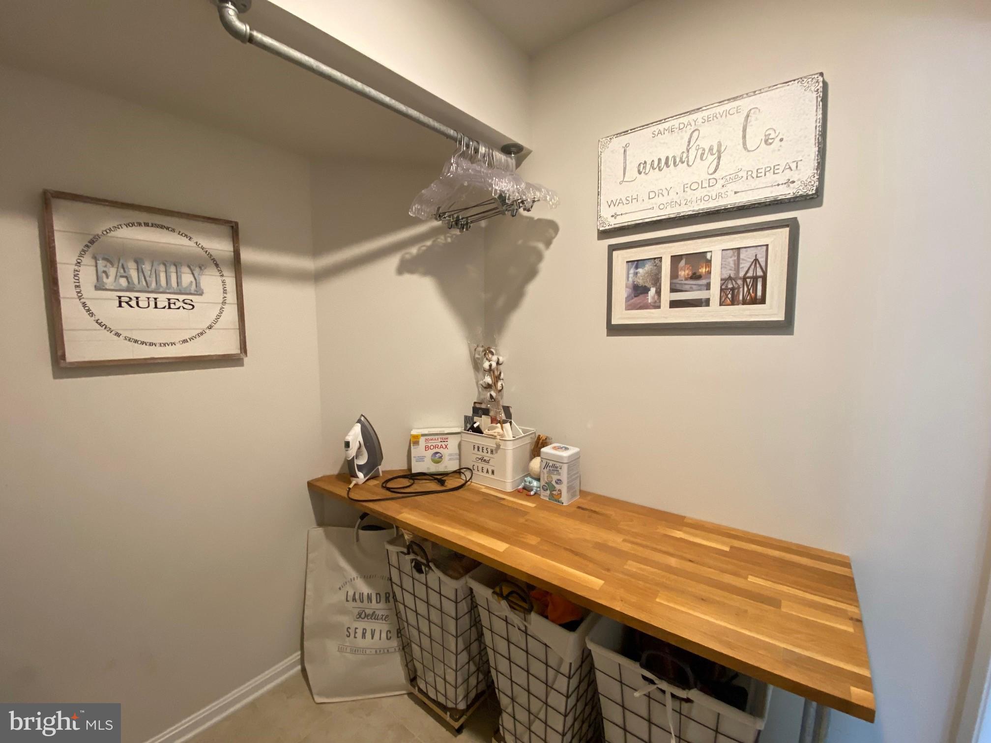 ARNOLD OVERLOOK - Residential