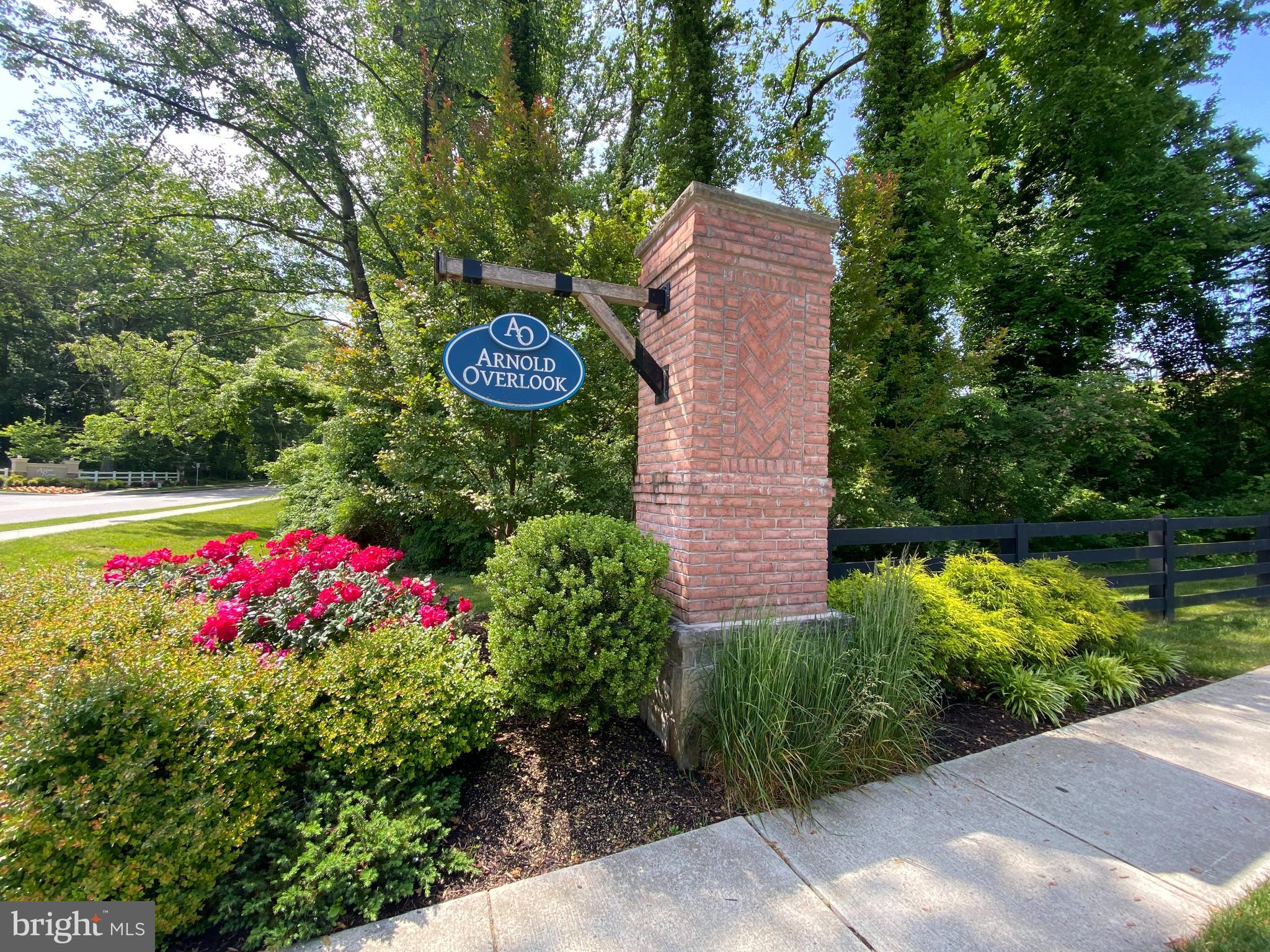 ARNOLD OVERLOOK - Residential