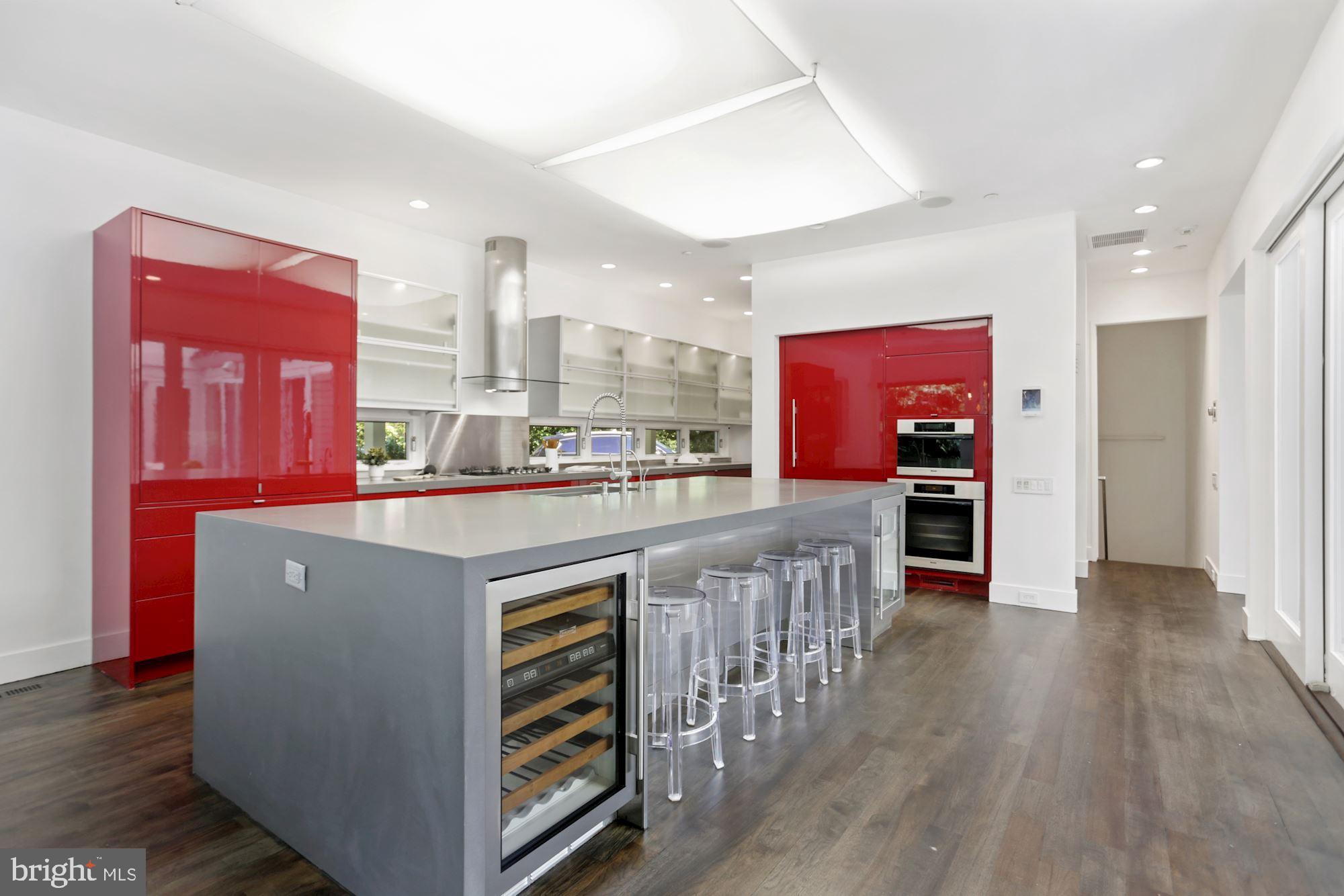 SOMERSET - Residential