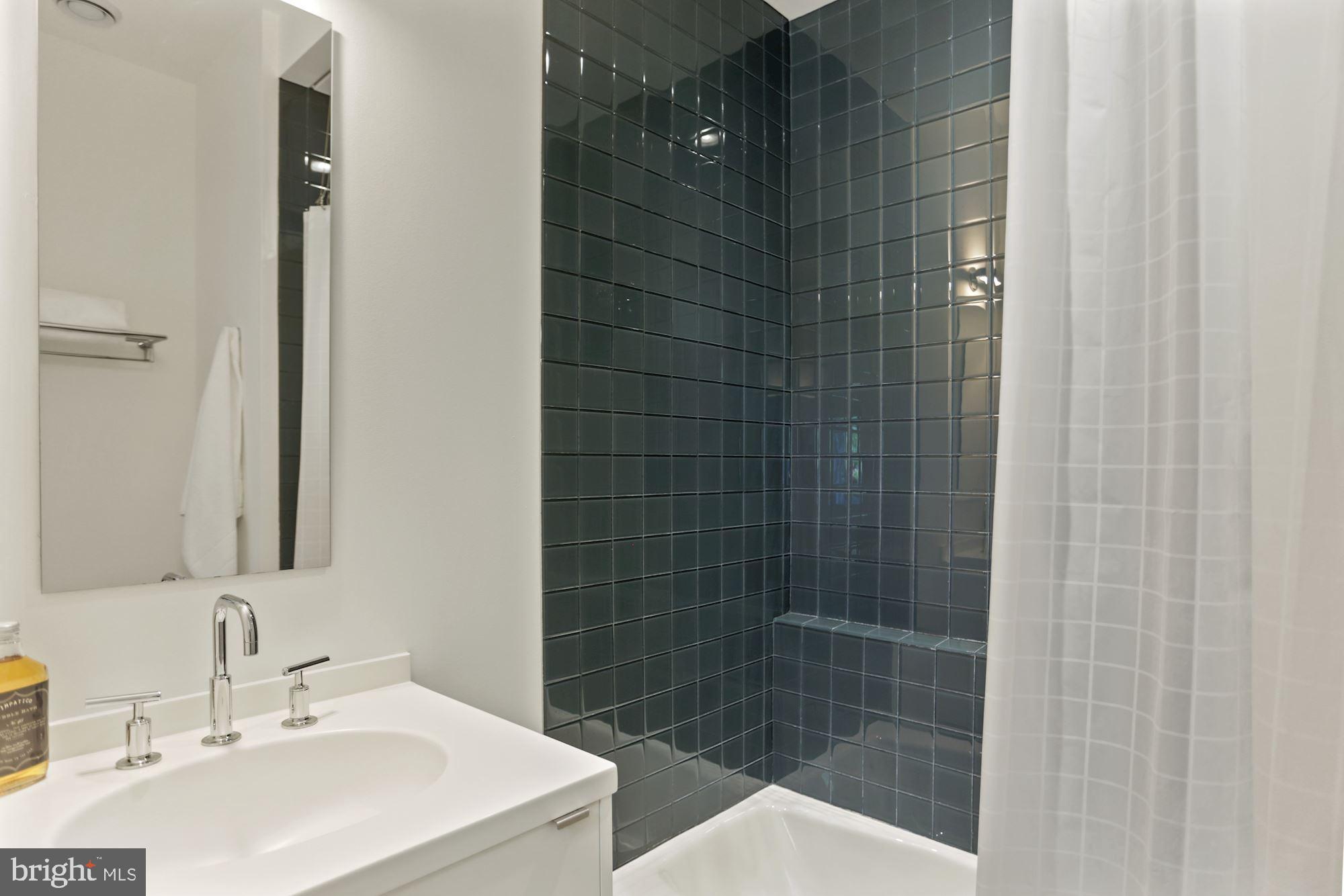 SOMERSET - Residential