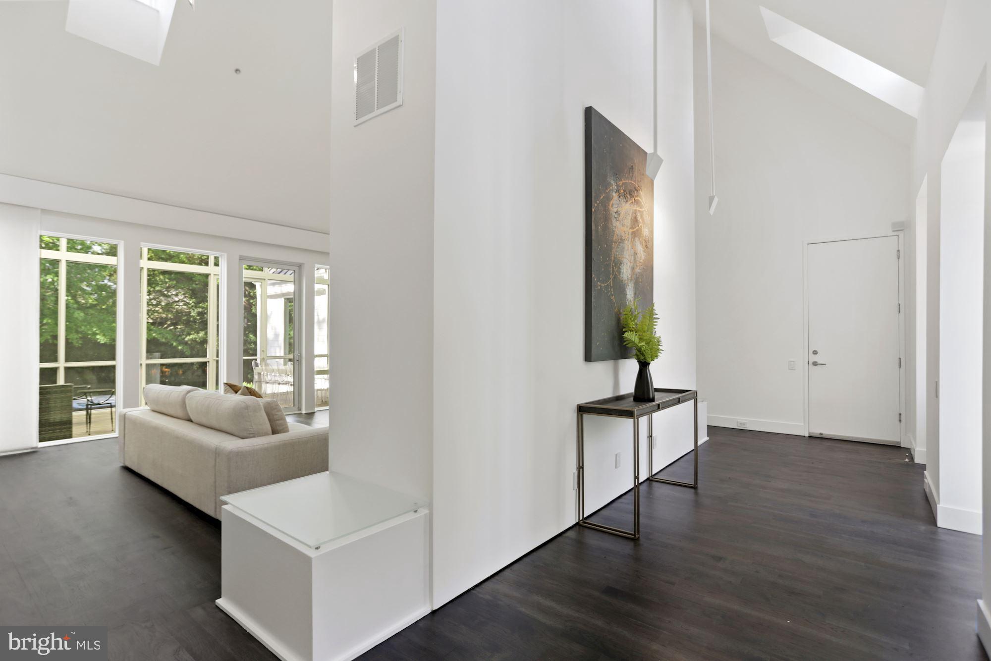 SOMERSET - Residential