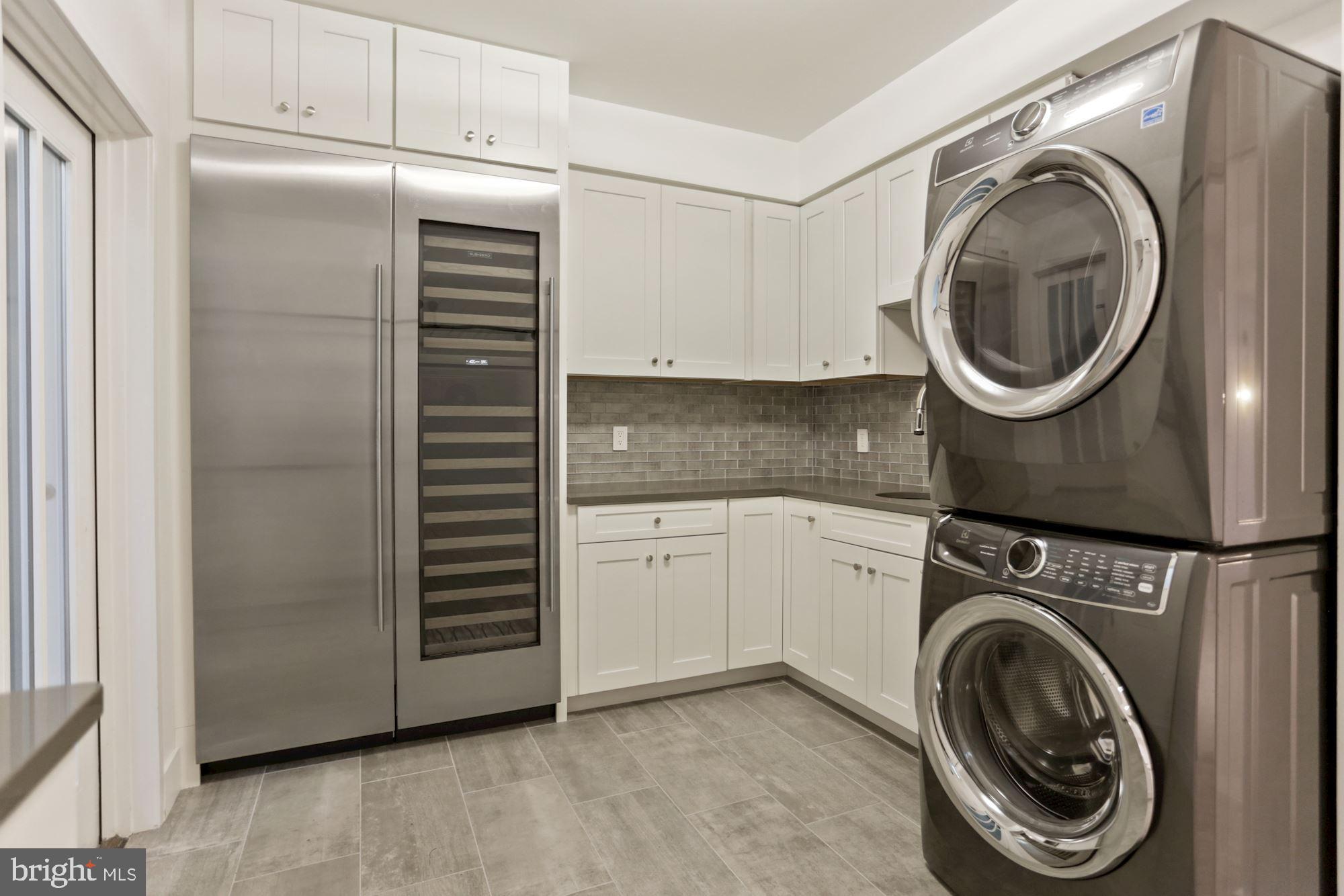 SOMERSET - Residential