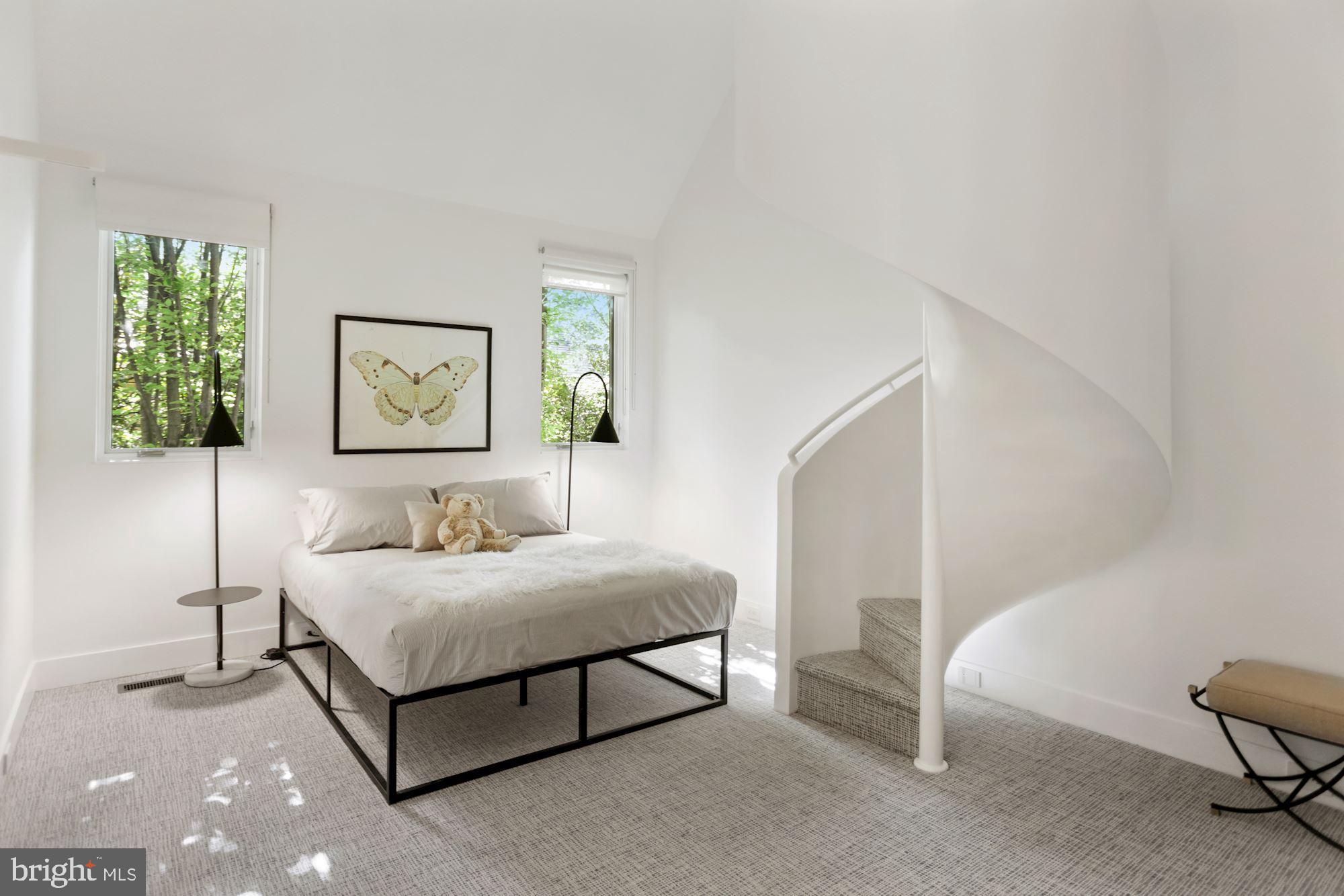 SOMERSET - Residential