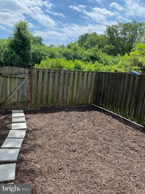 CROFTON MEADOWS - Residential