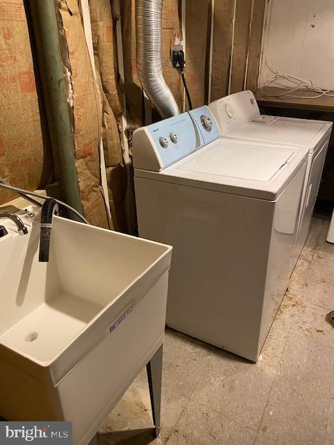 CROFTON MEADOWS - Residential