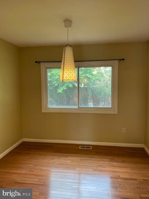 CROFTON MEADOWS - Residential