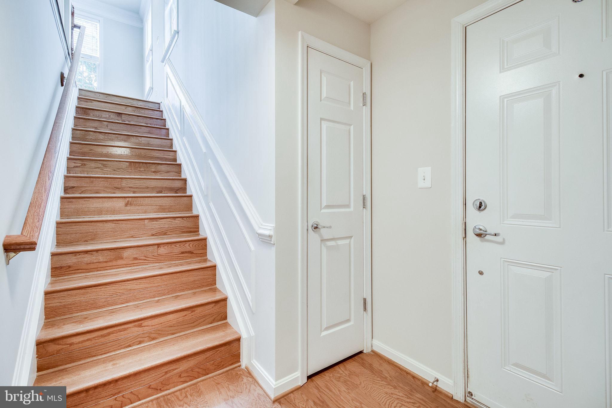 GROVETON WOODS - Residential