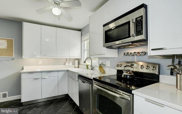 MAGARITY HEIGHTS - Residential Lease