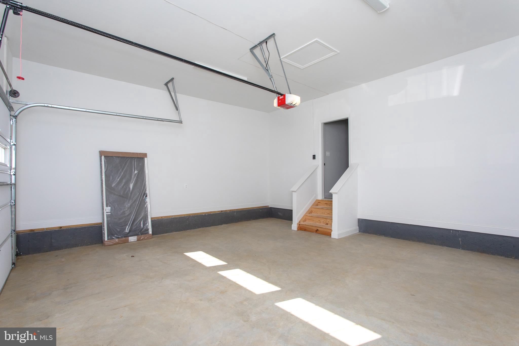 RUSTIC HILLS - Residential