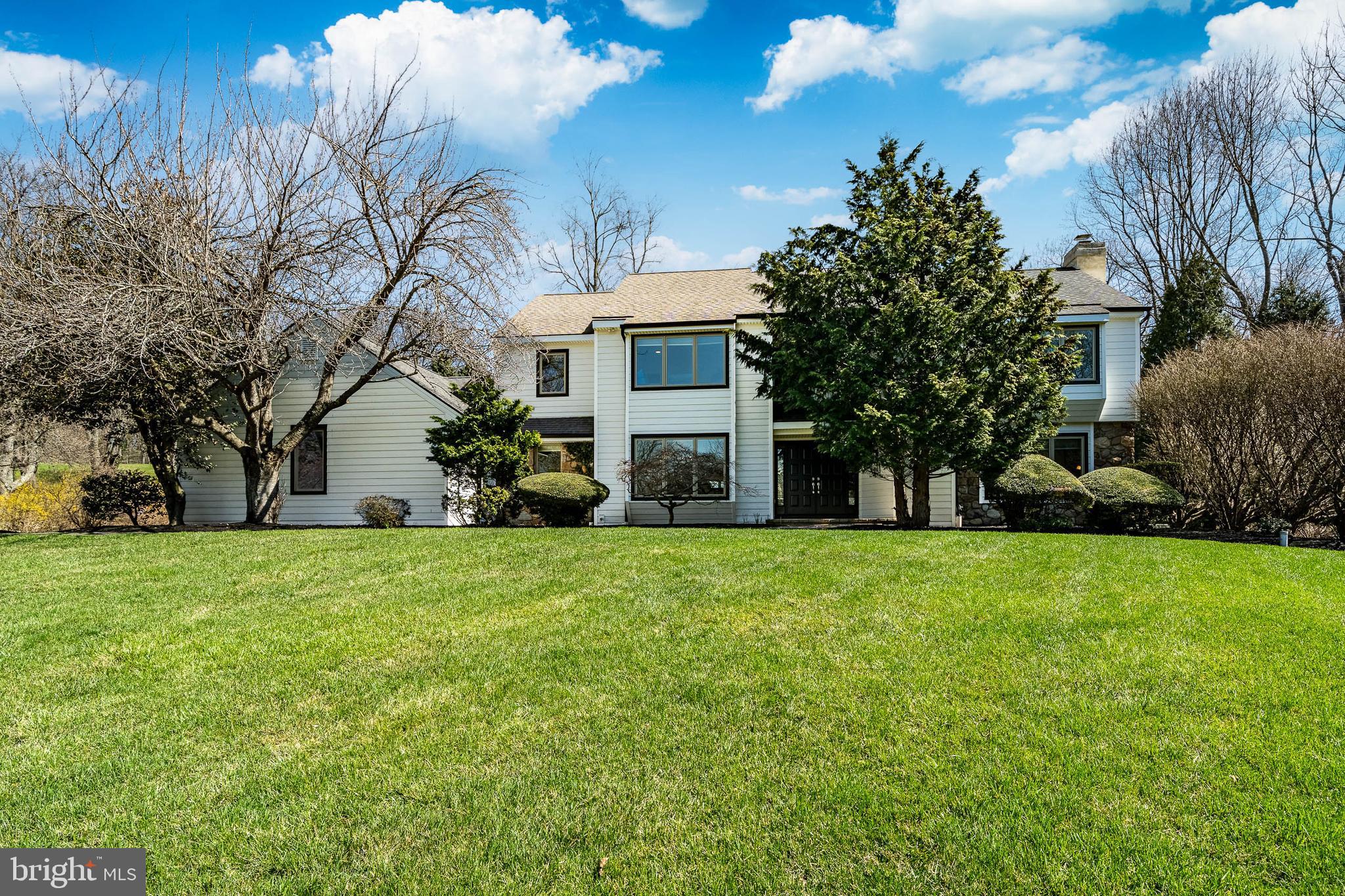 1677 WATERGLEN DRIVE