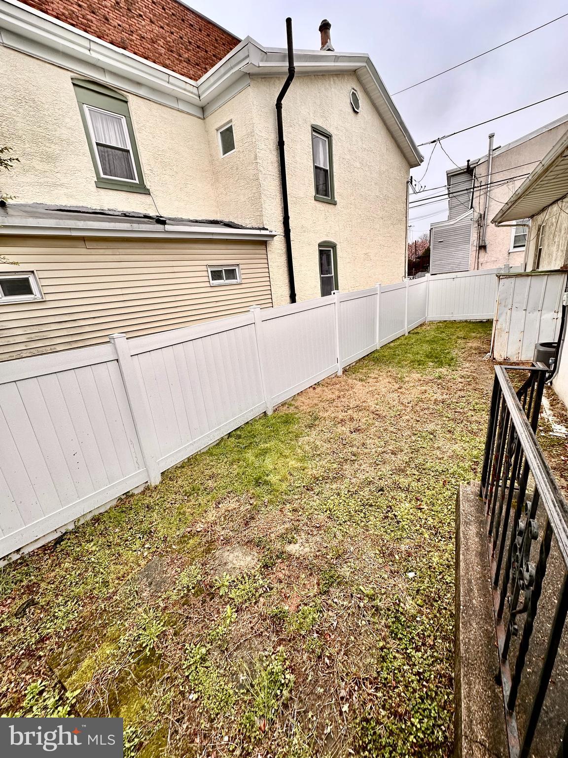 ROXBOROUGH - Residential Lease