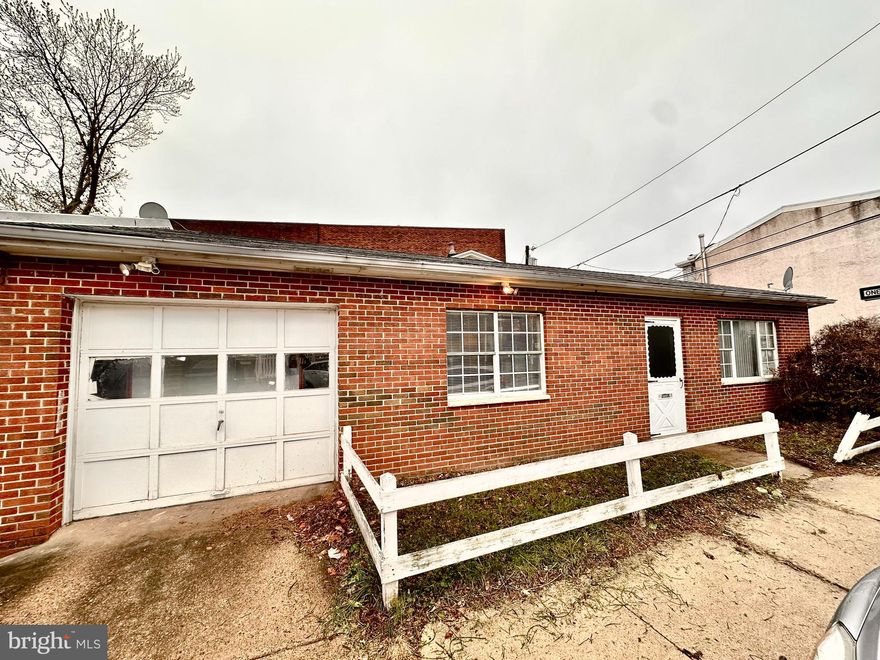 Roxborough 2 bedroom rancher available for June occupancy. Enter into the large, open concept living/dining/kitchen area with laminate wood floors and central air. Kitchen is fully loaded with dishwasher, gas range and full size refrigerator. Full bath with tub/shower. Main bedroom has a large closet. Second bedroom also has access to the one car garage, laundry room, and rear fenced in yard. Pets okay with monthly pet rent. Tenants responsible for all utilities. $30 per person per month water/sewer fee. Reach out for the video tour, showings and applications. Verifiable income and good credit required. First month and one month security due at lease signing.
