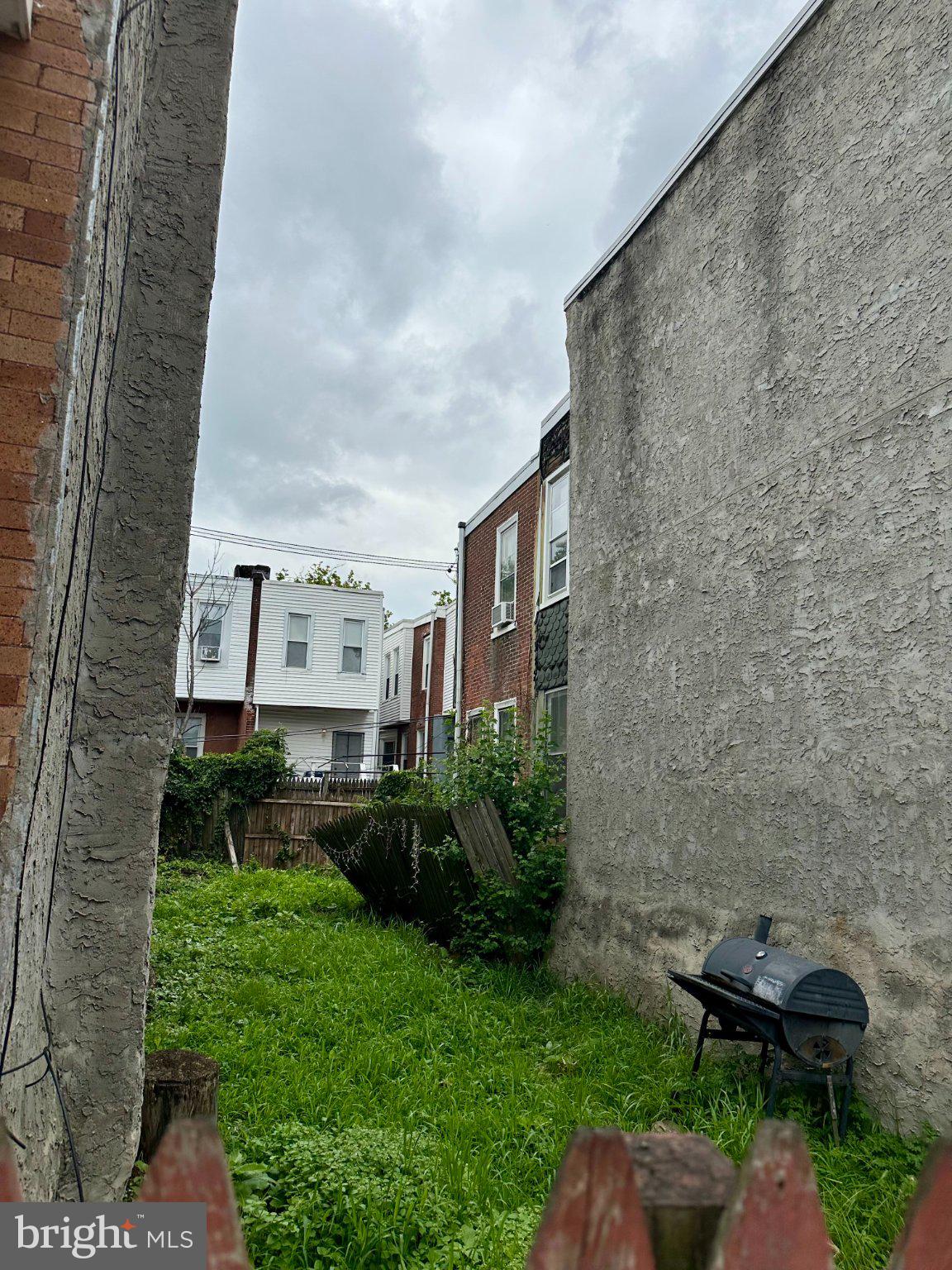 118 N SALFORD STREET