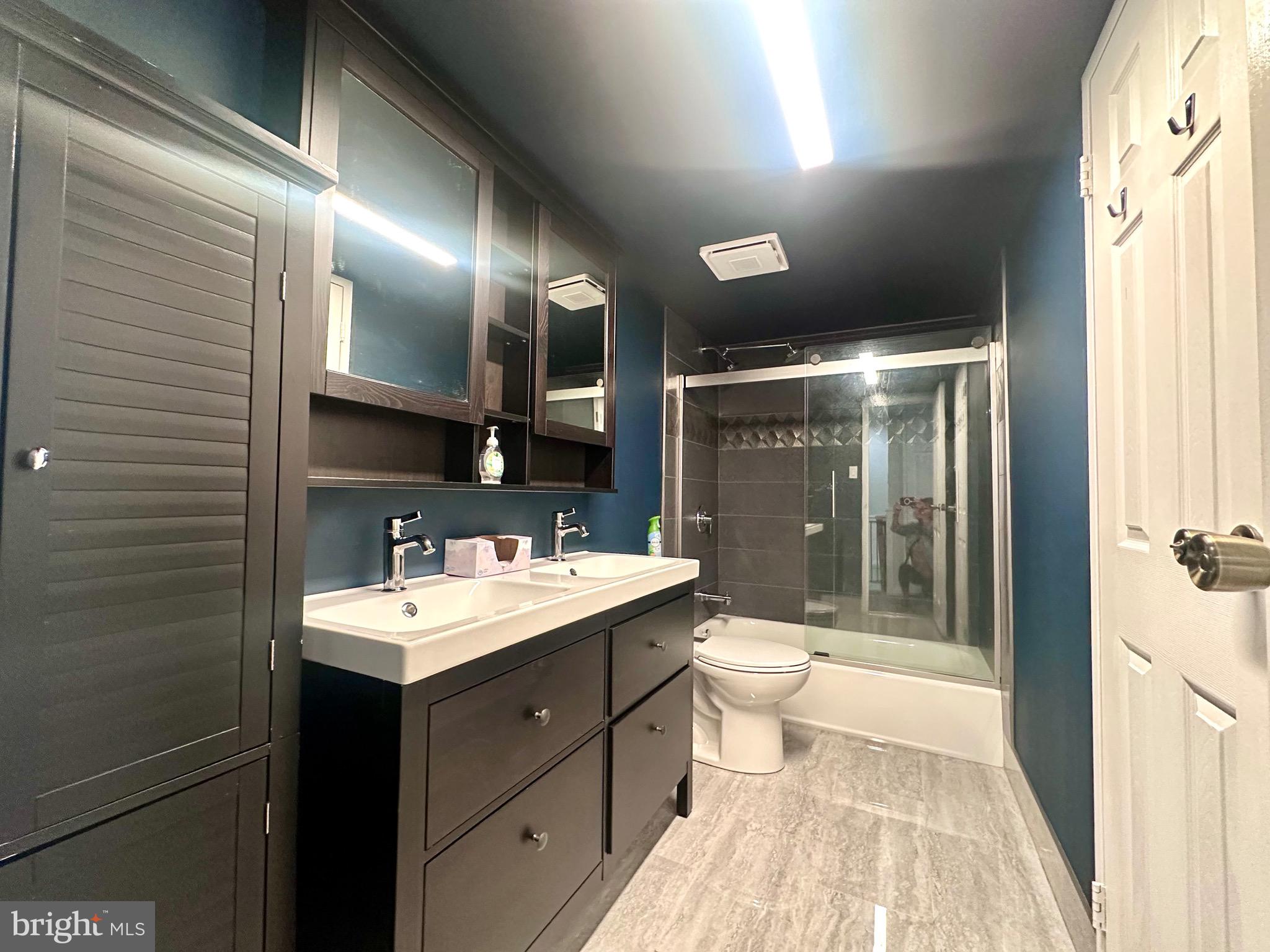 PAINTERS CROSSING - Residential