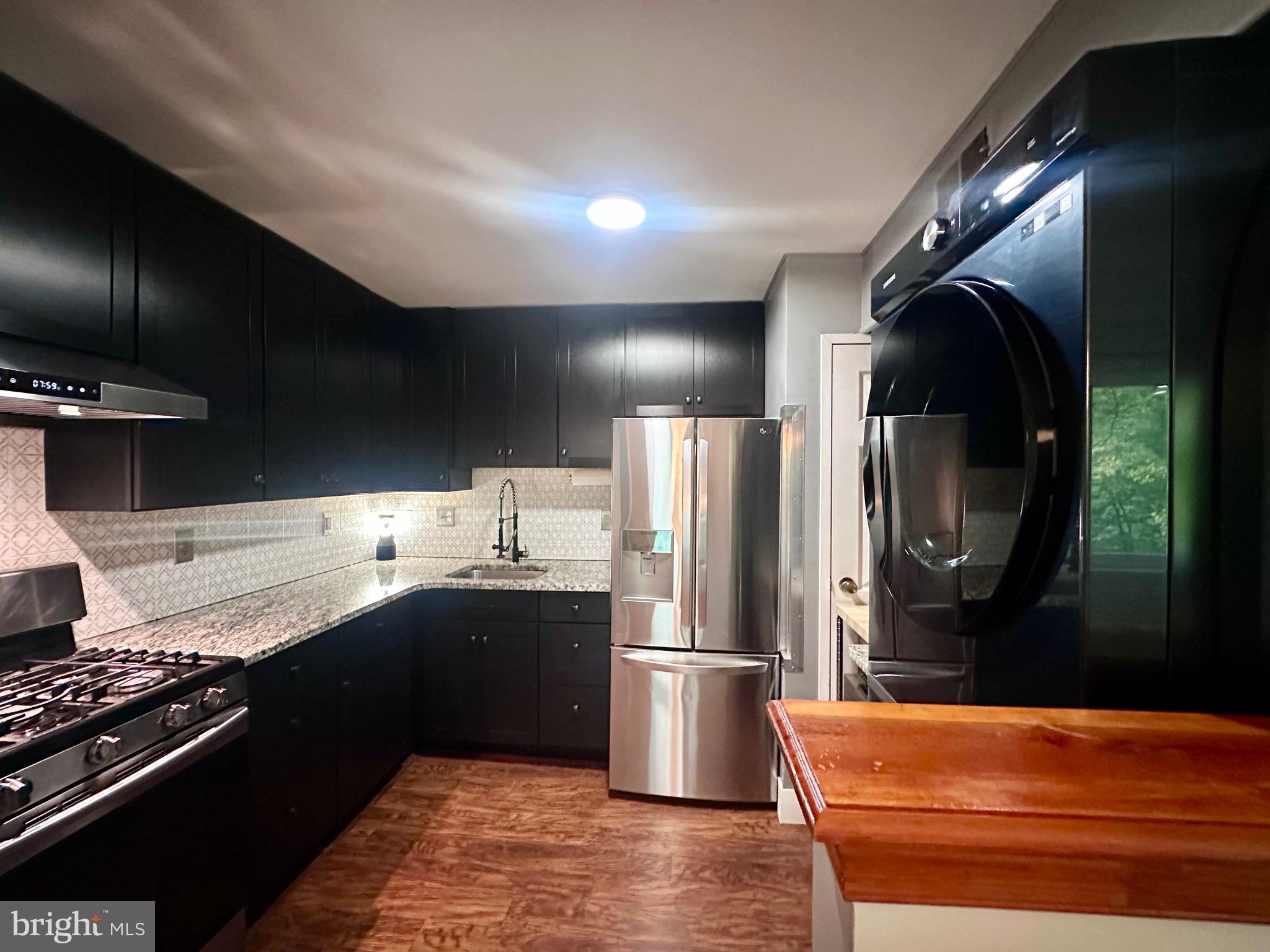 PAINTERS CROSSING - Residential