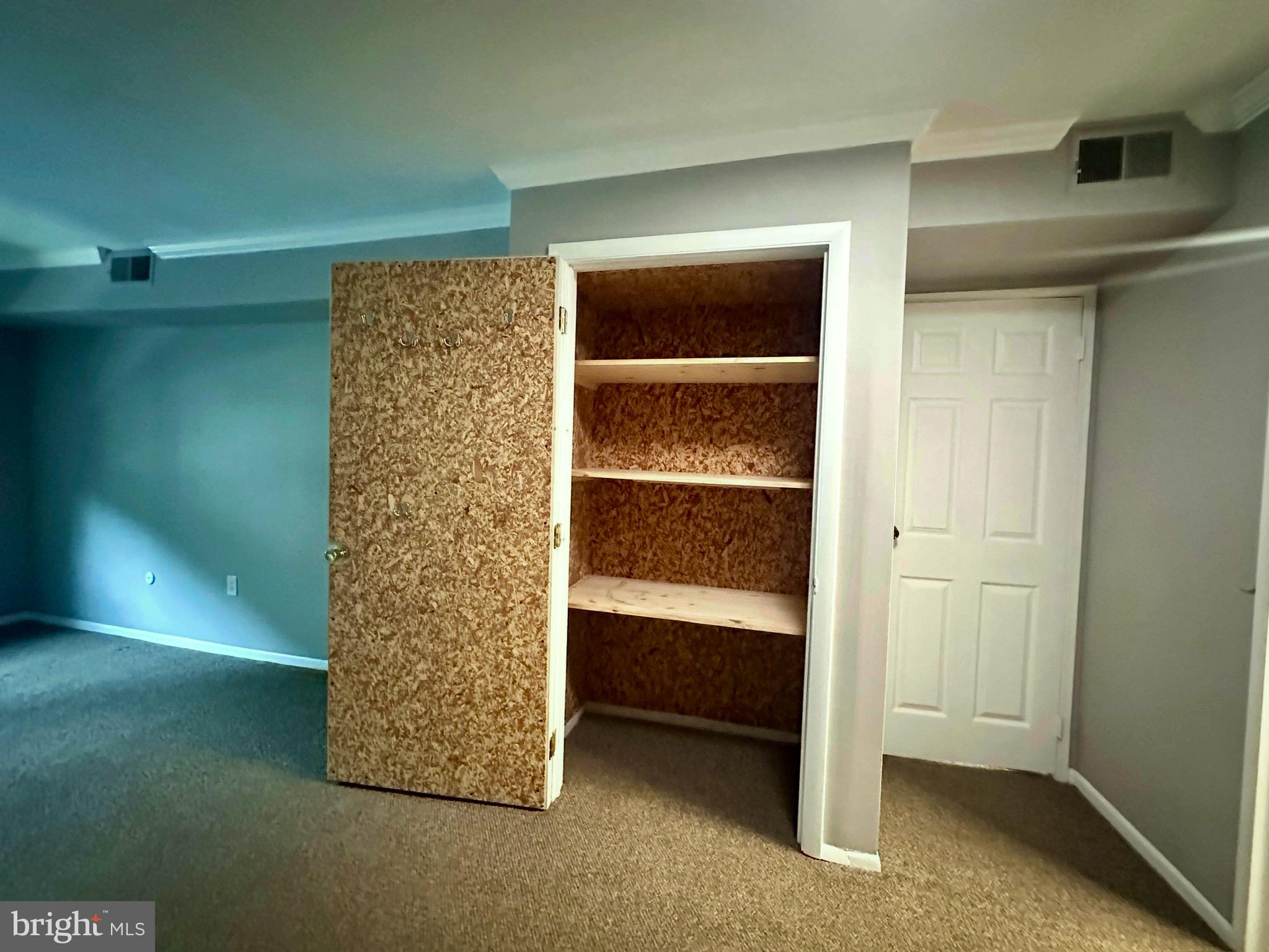 PAINTERS CROSSING - Residential