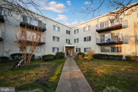 Homes For Sale - 1005 Chillum Road #117<br/> HYATTSVILLE, MD 20782