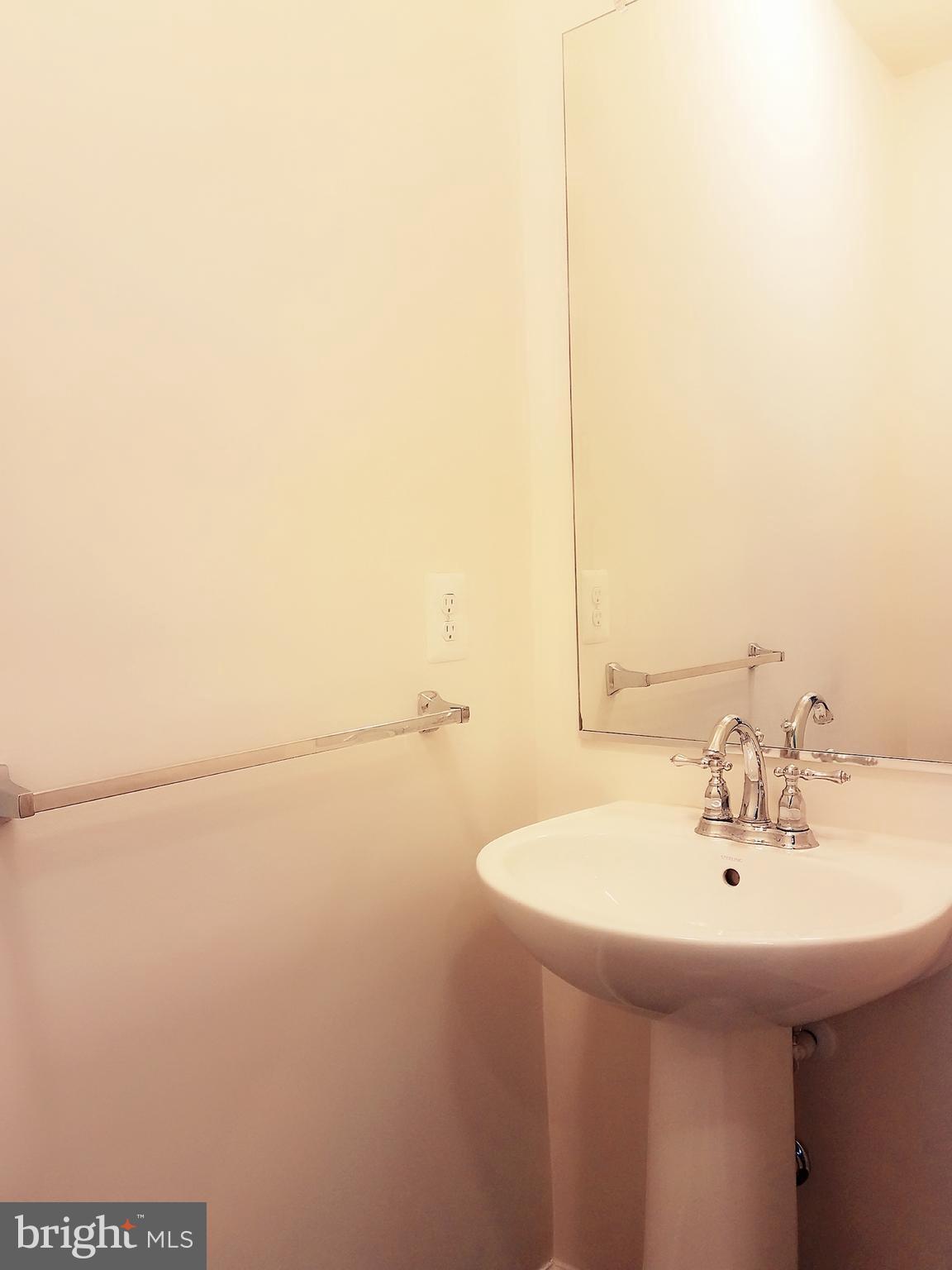 CLARKSBURG TOWN CENTER - Residential Lease