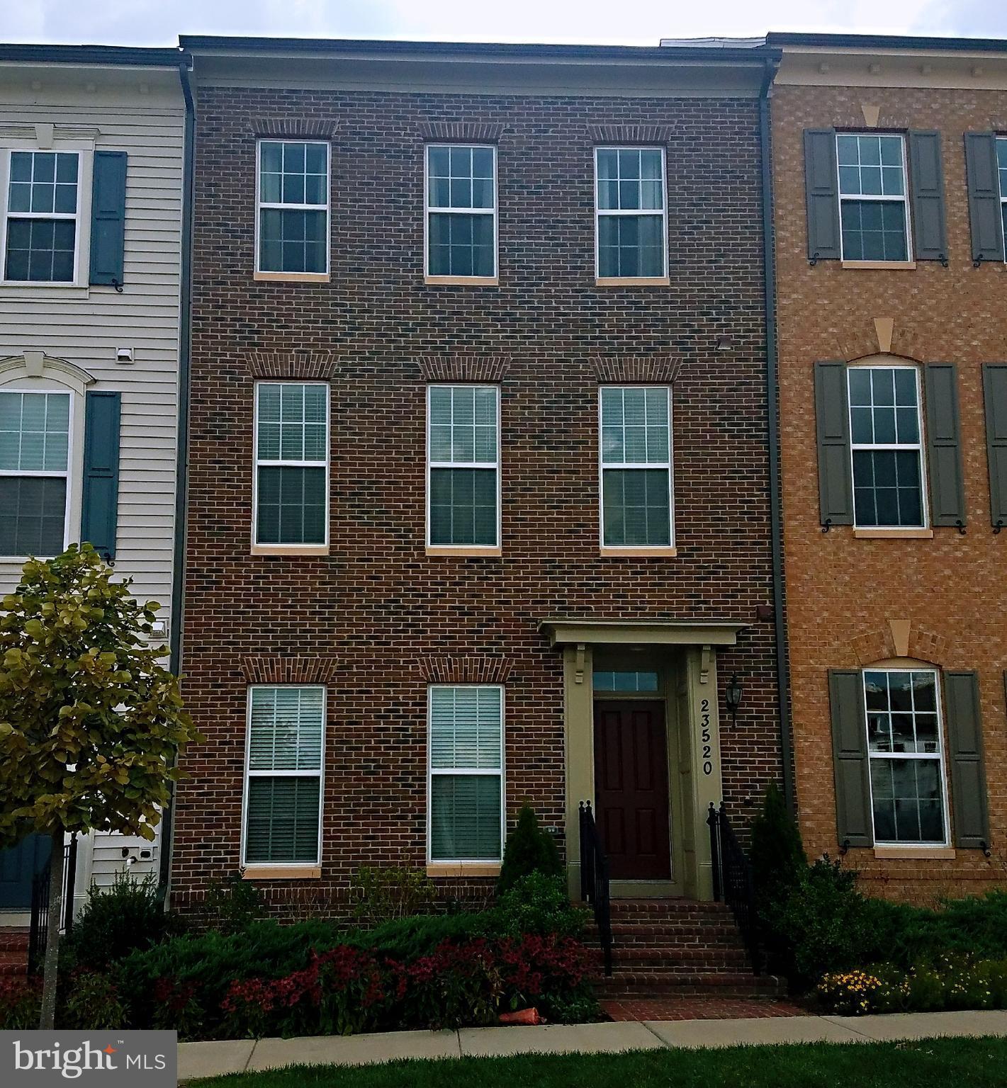 CLARKSBURG TOWN CENTER - Residential Lease