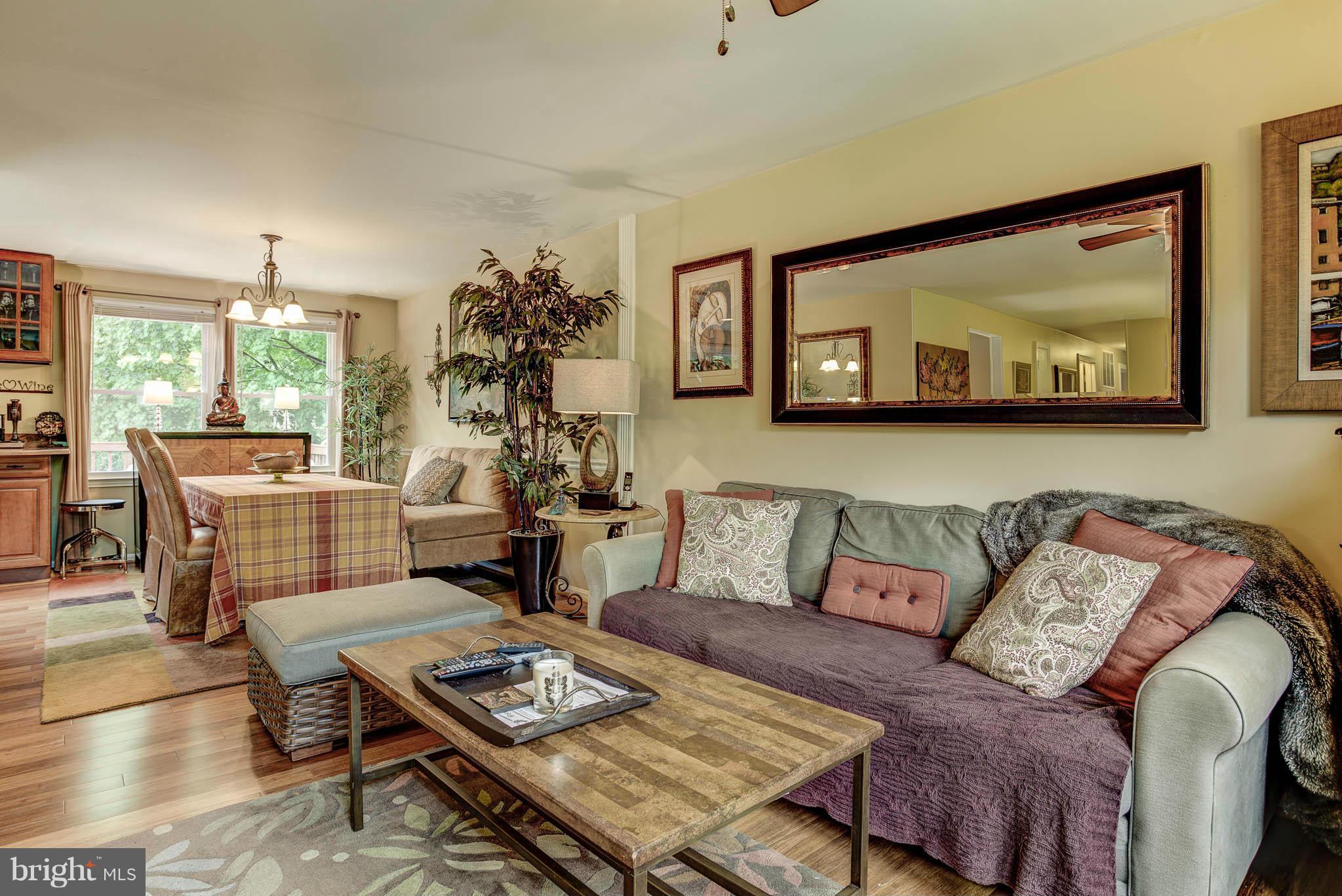 KINGSTON CHASE - Residential