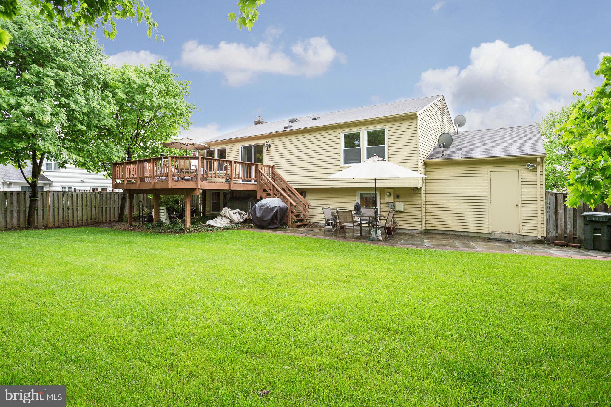 KINGSTON CHASE - Residential