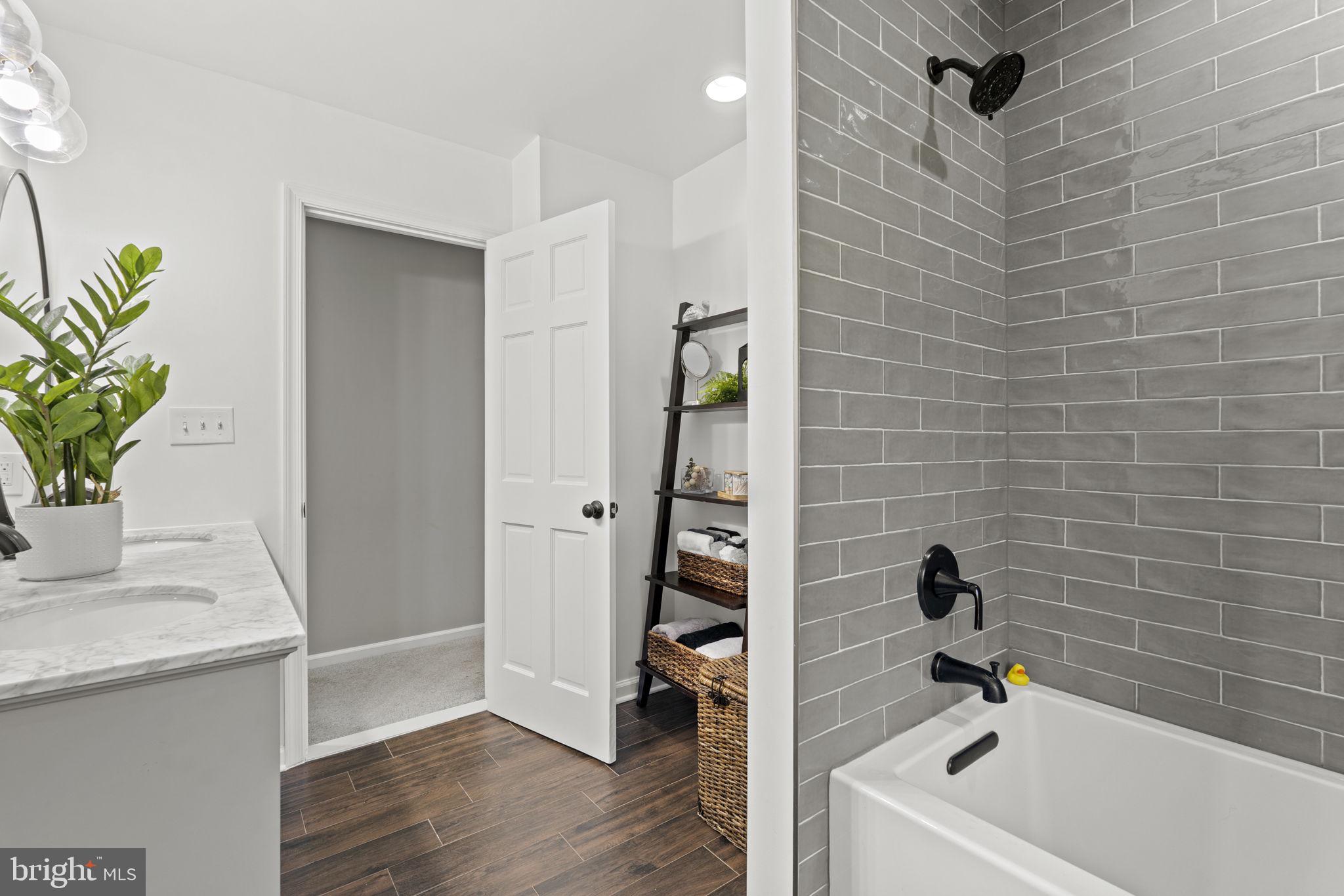 BEAUFORT PARK - Residential