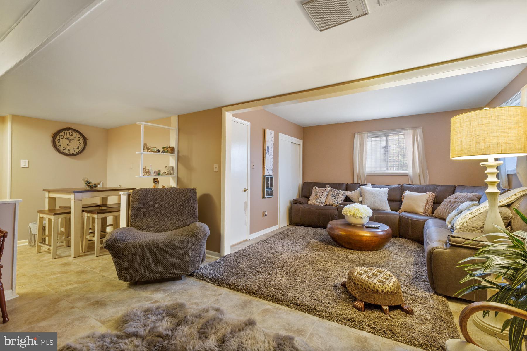 HILLCREST HEIGHTS - Residential