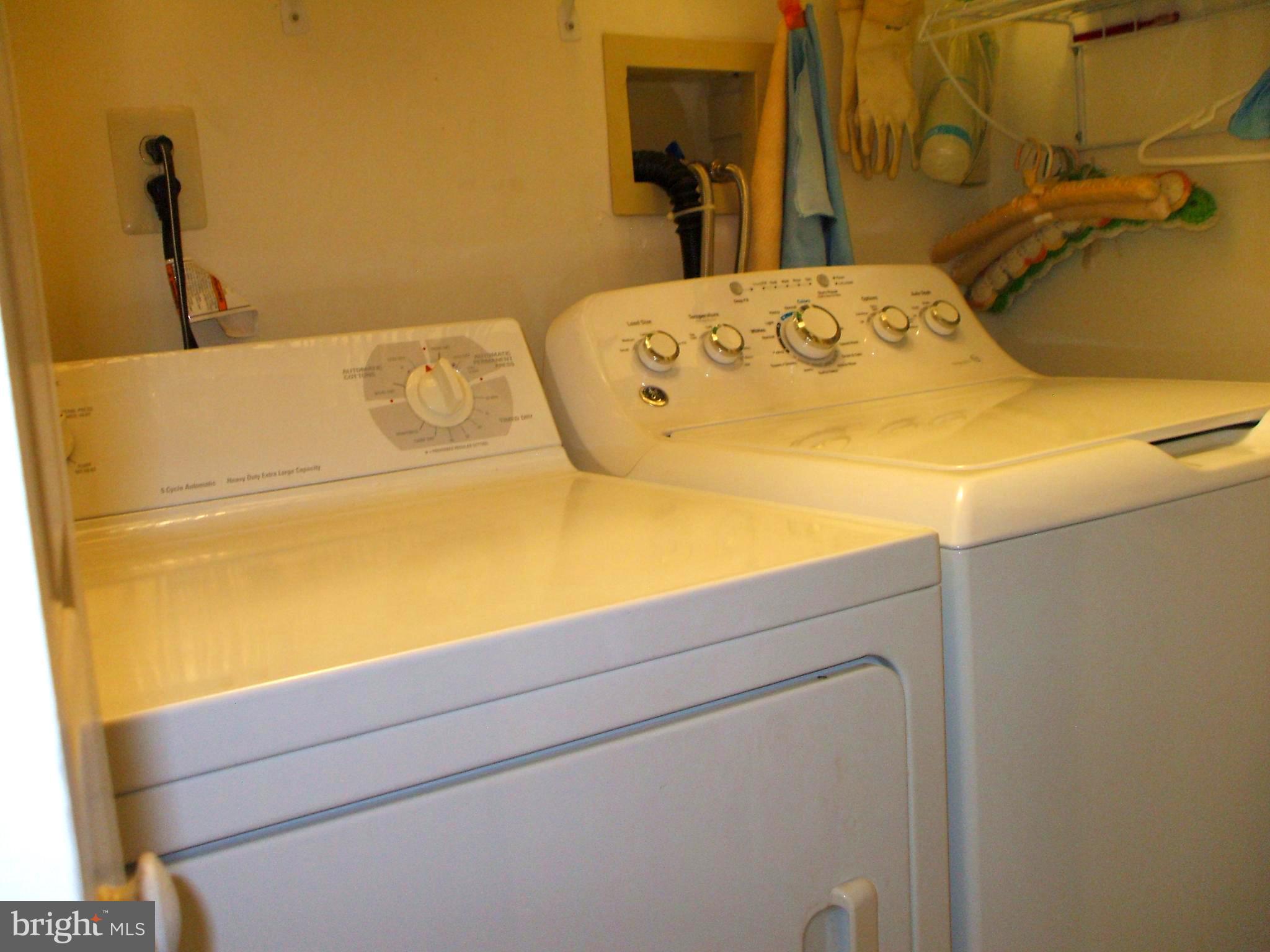 SOMERSET - Residential