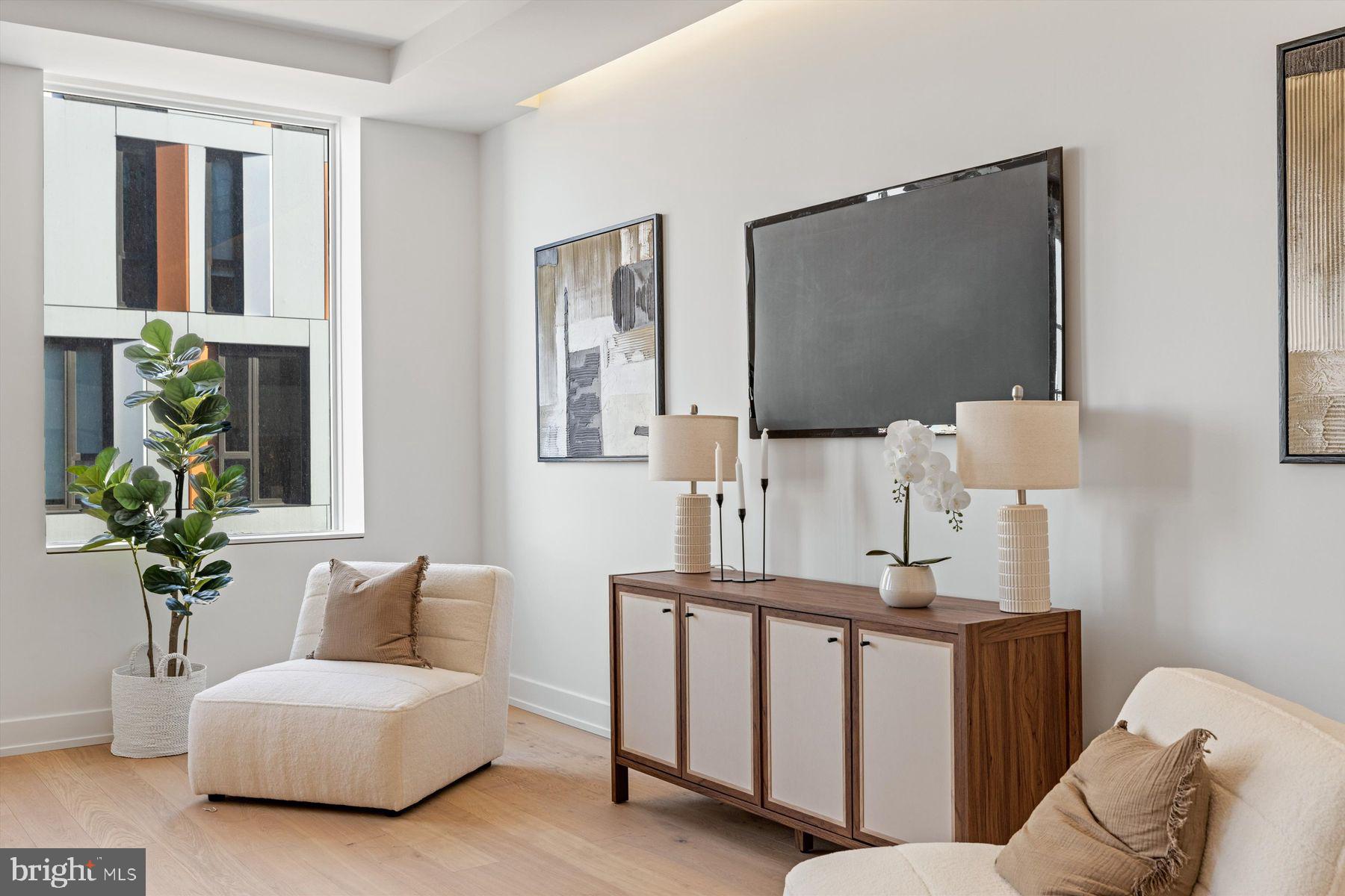 OLD CITY - Residential