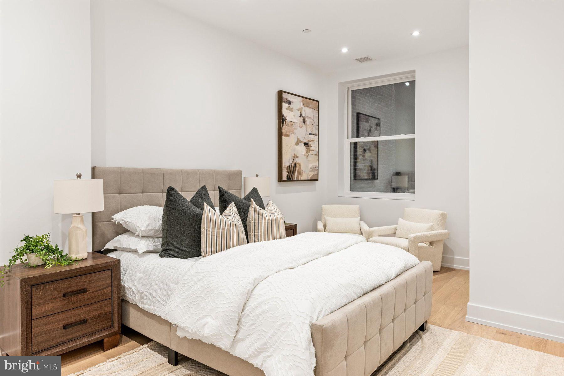 OLD CITY - Residential