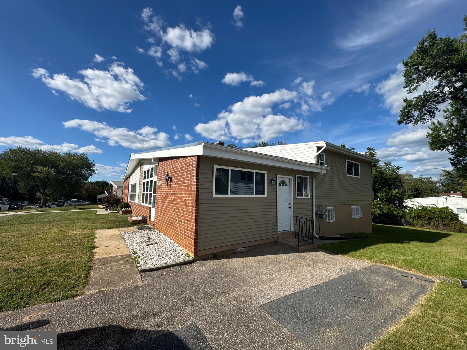 CHARTWELL - Residential