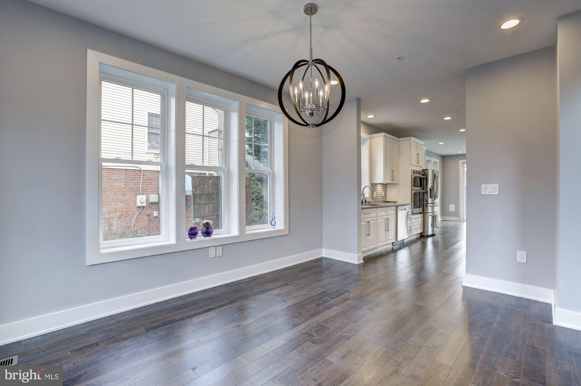 KENSINGTON ESTATES - Residential