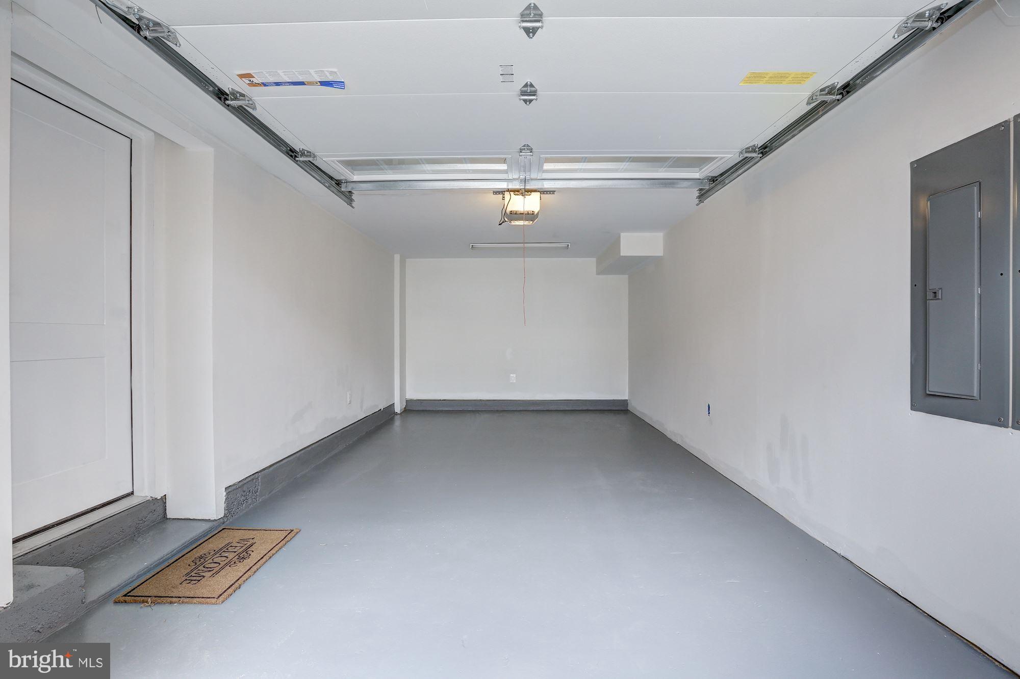 KENSINGTON ESTATES - Residential