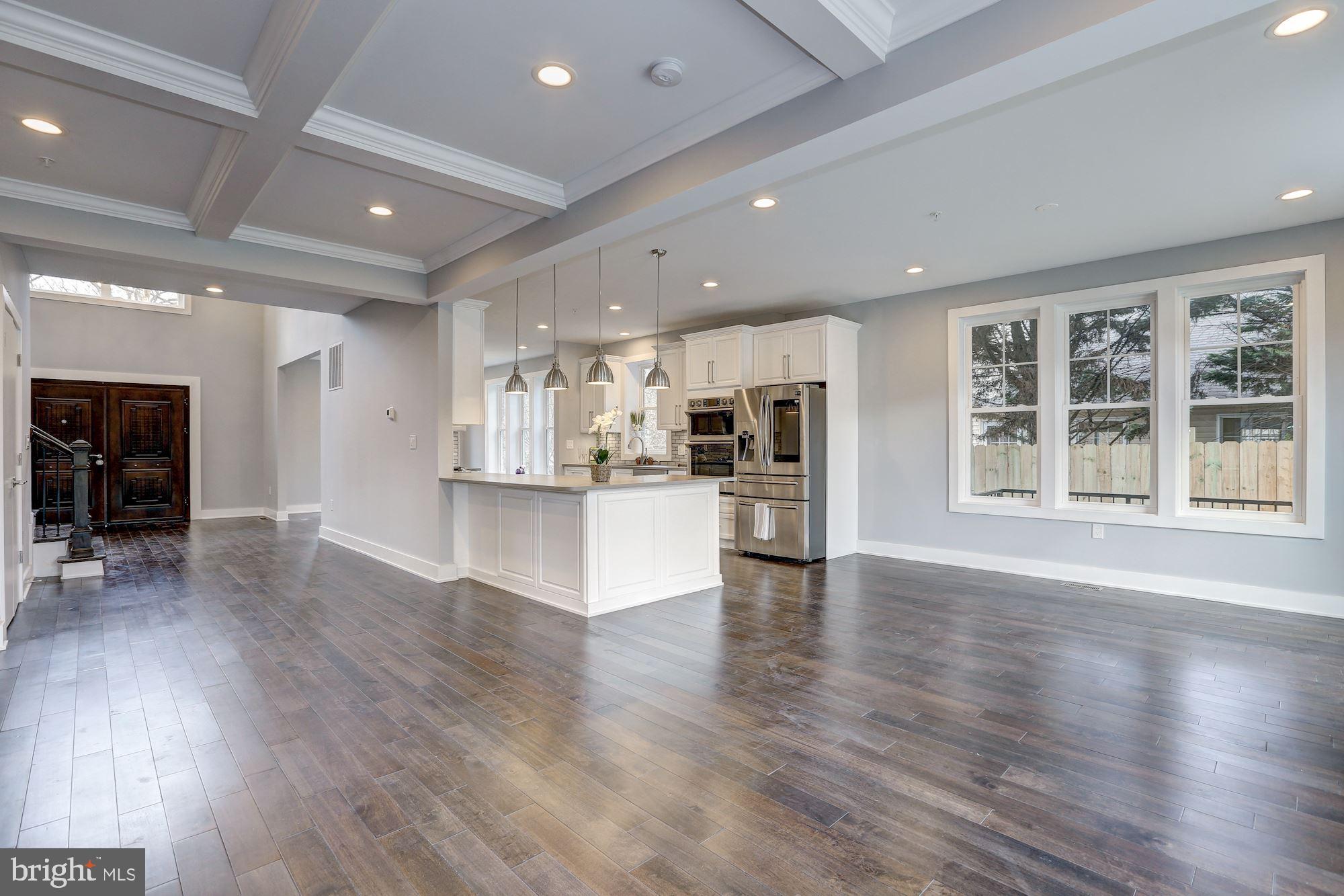 KENSINGTON ESTATES - Residential