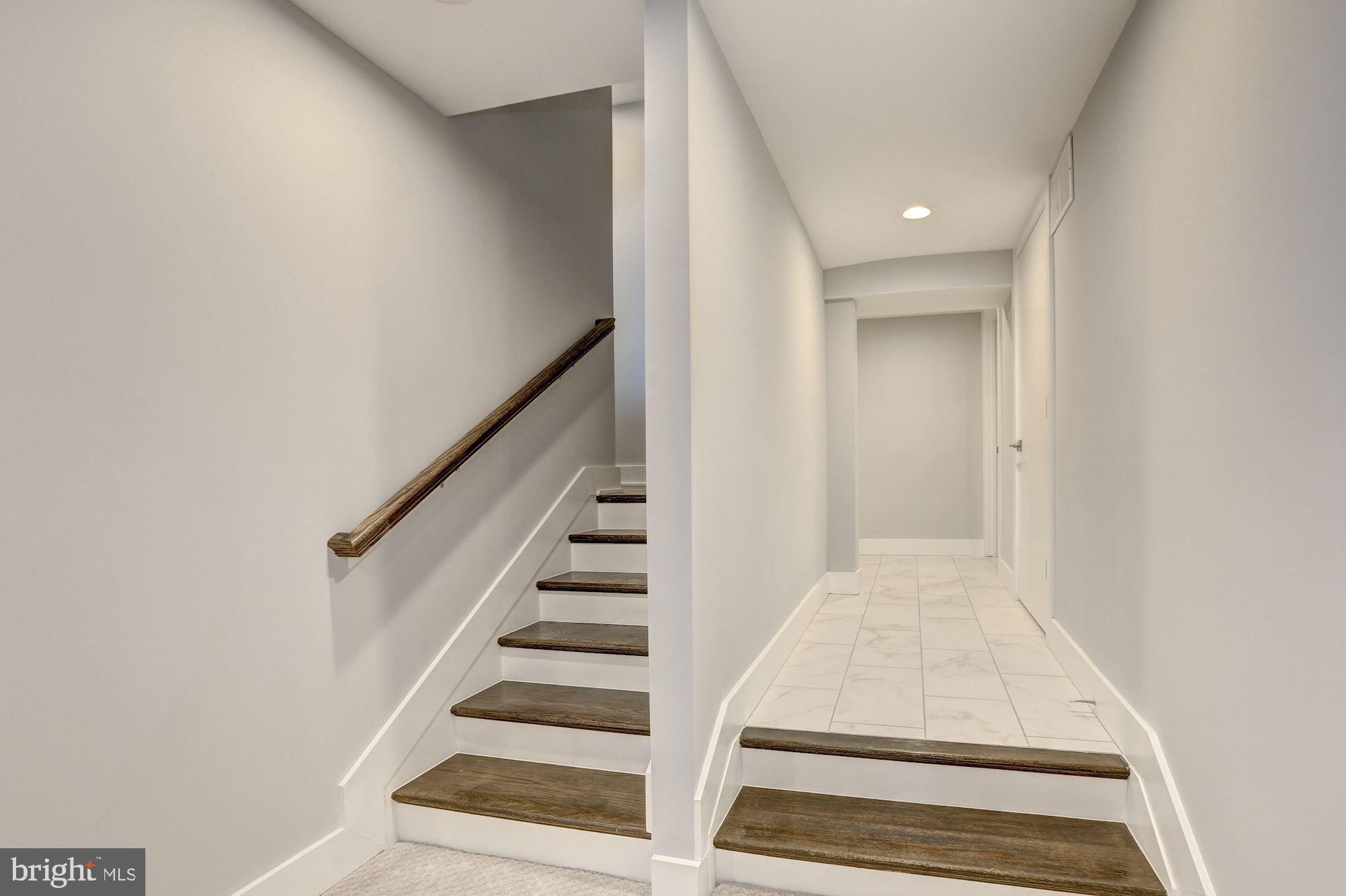 KENSINGTON ESTATES - Residential