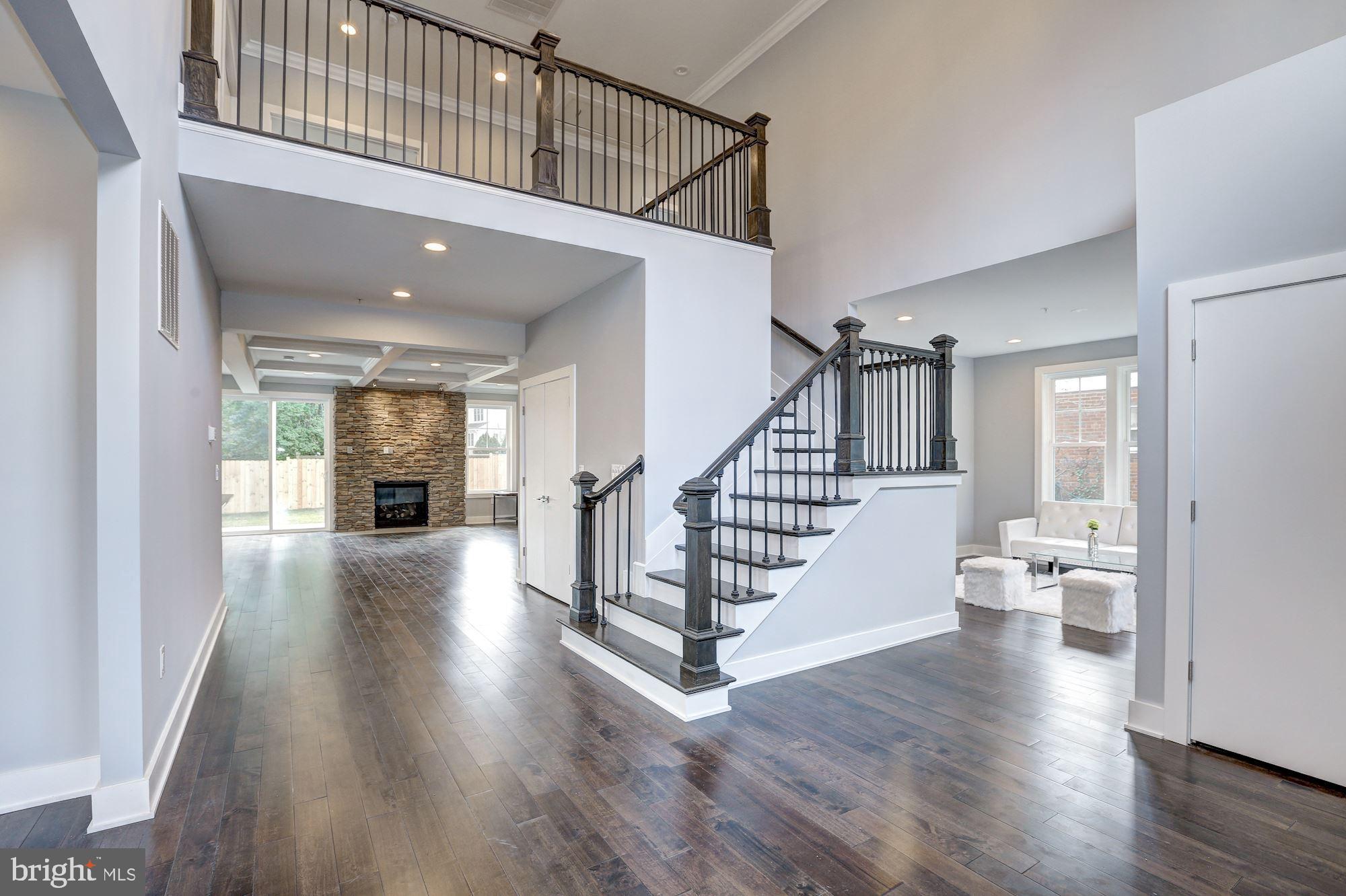 KENSINGTON ESTATES - Residential