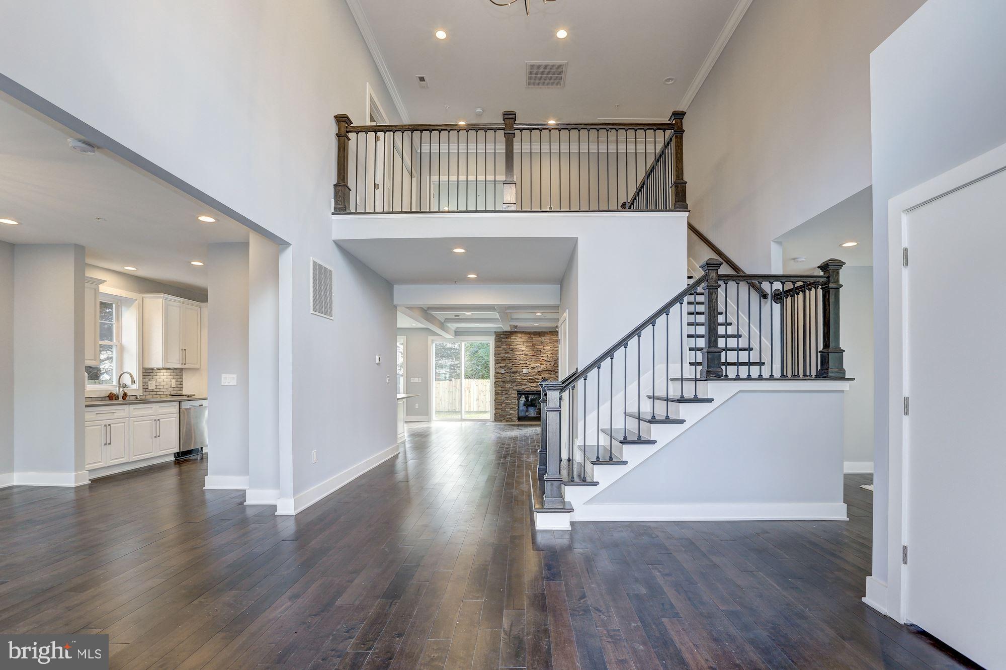 KENSINGTON ESTATES - Residential