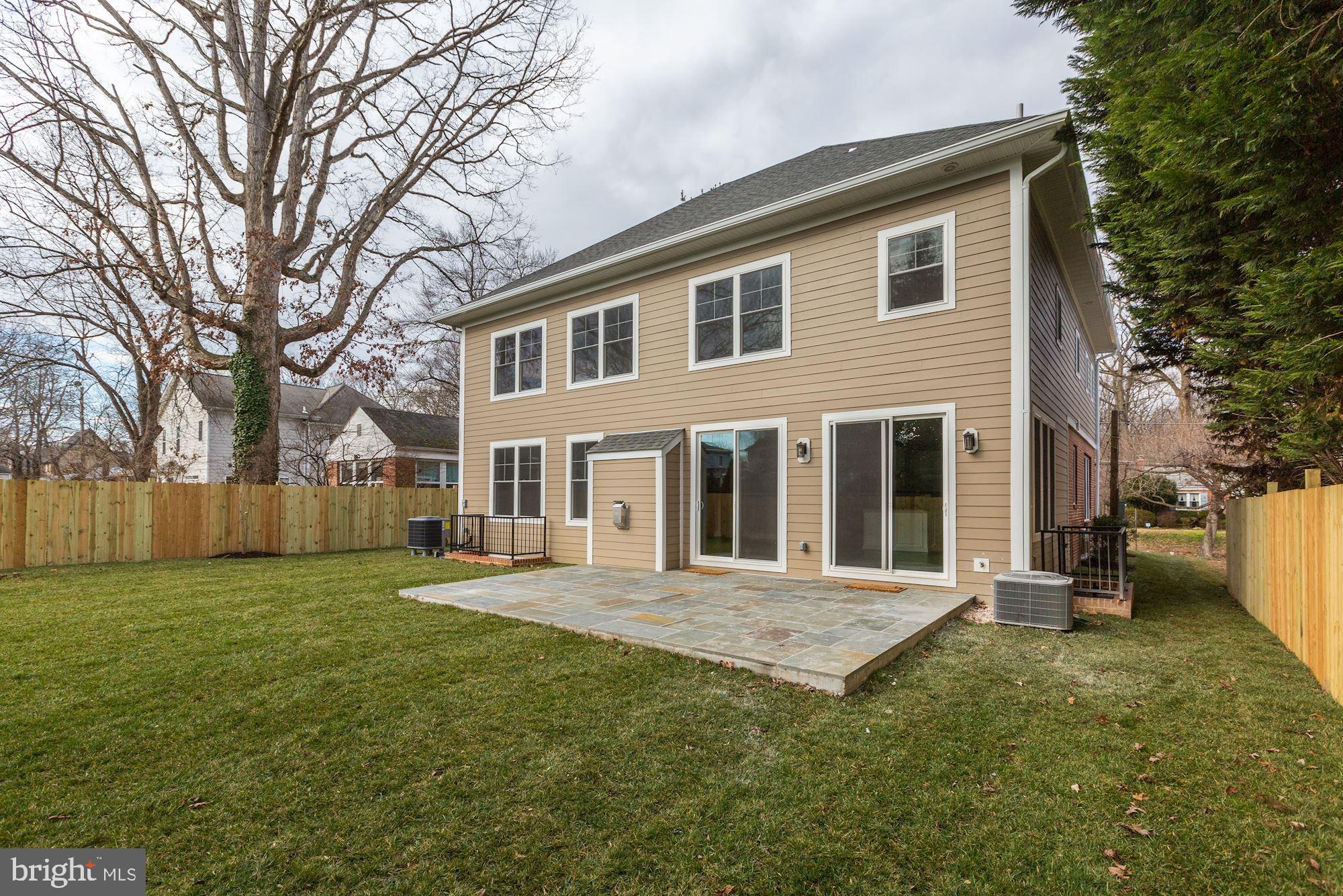 KENSINGTON ESTATES - Residential